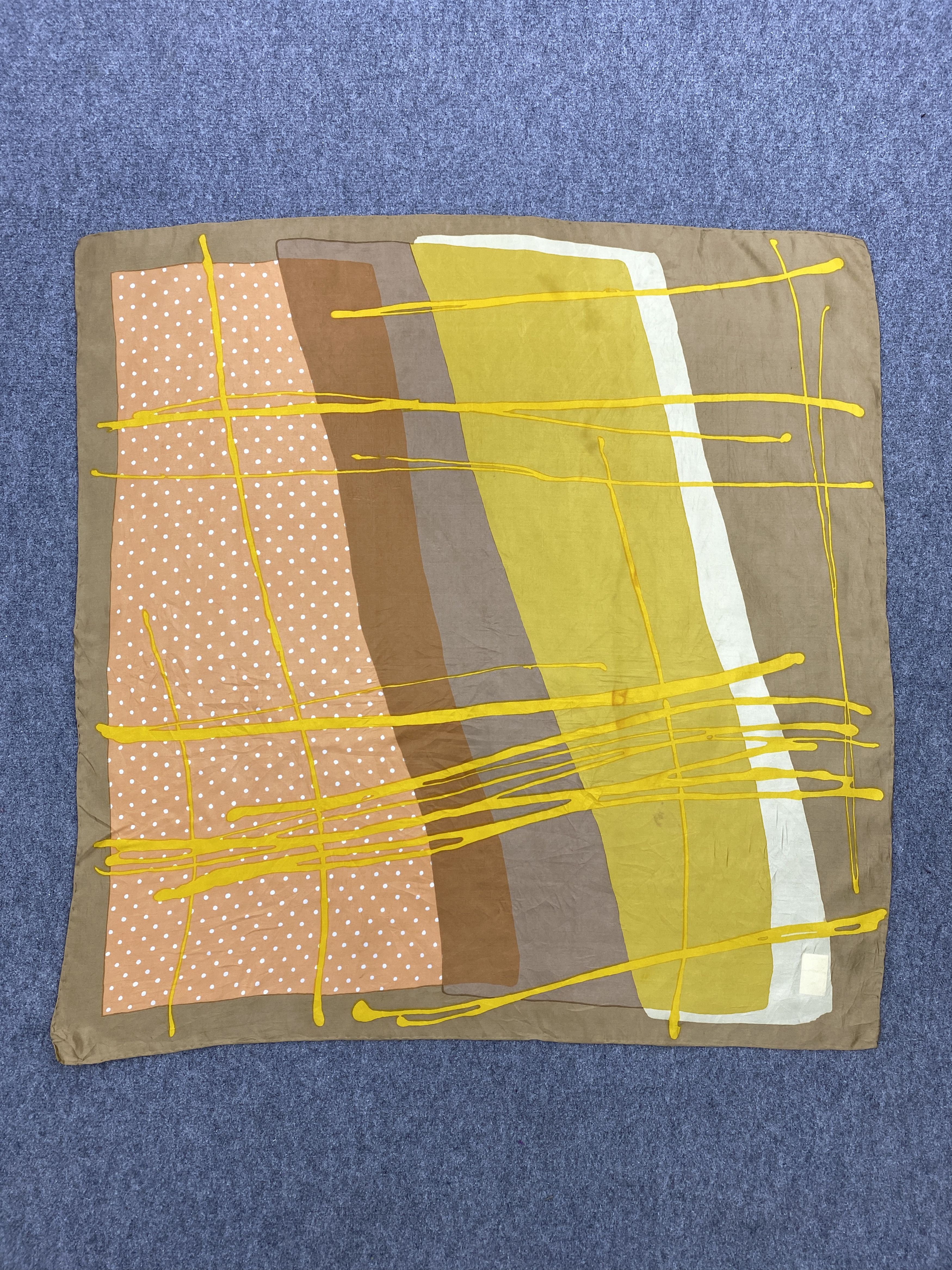 Japanese Brand Japanese Brand Silk Shawl Babushka head Scarf SN0048 Size ONE SIZE - 3 Thumbnail