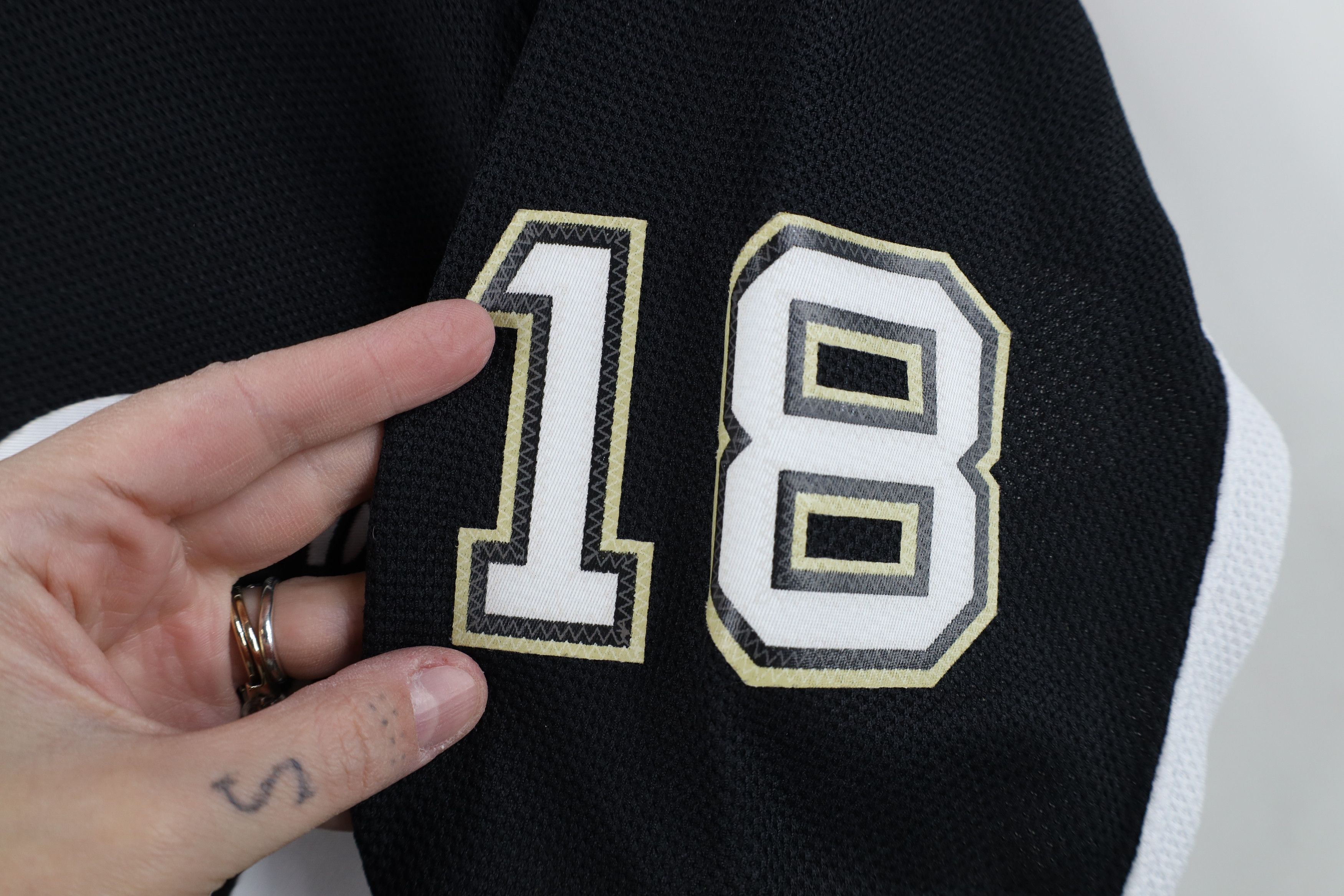 Reebok Reebok James Neal Pittsburgh Penguins Hockey Jersey Stitched Size S / US 4 / IT 40 - 5 Thumbnail