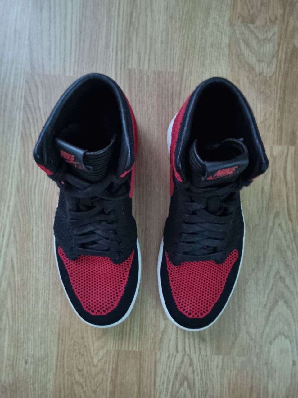 Jordan Brand Jordan 1 Retro High Flyknit Bred Size US 7 / EU 40 - 4 Thumbnail