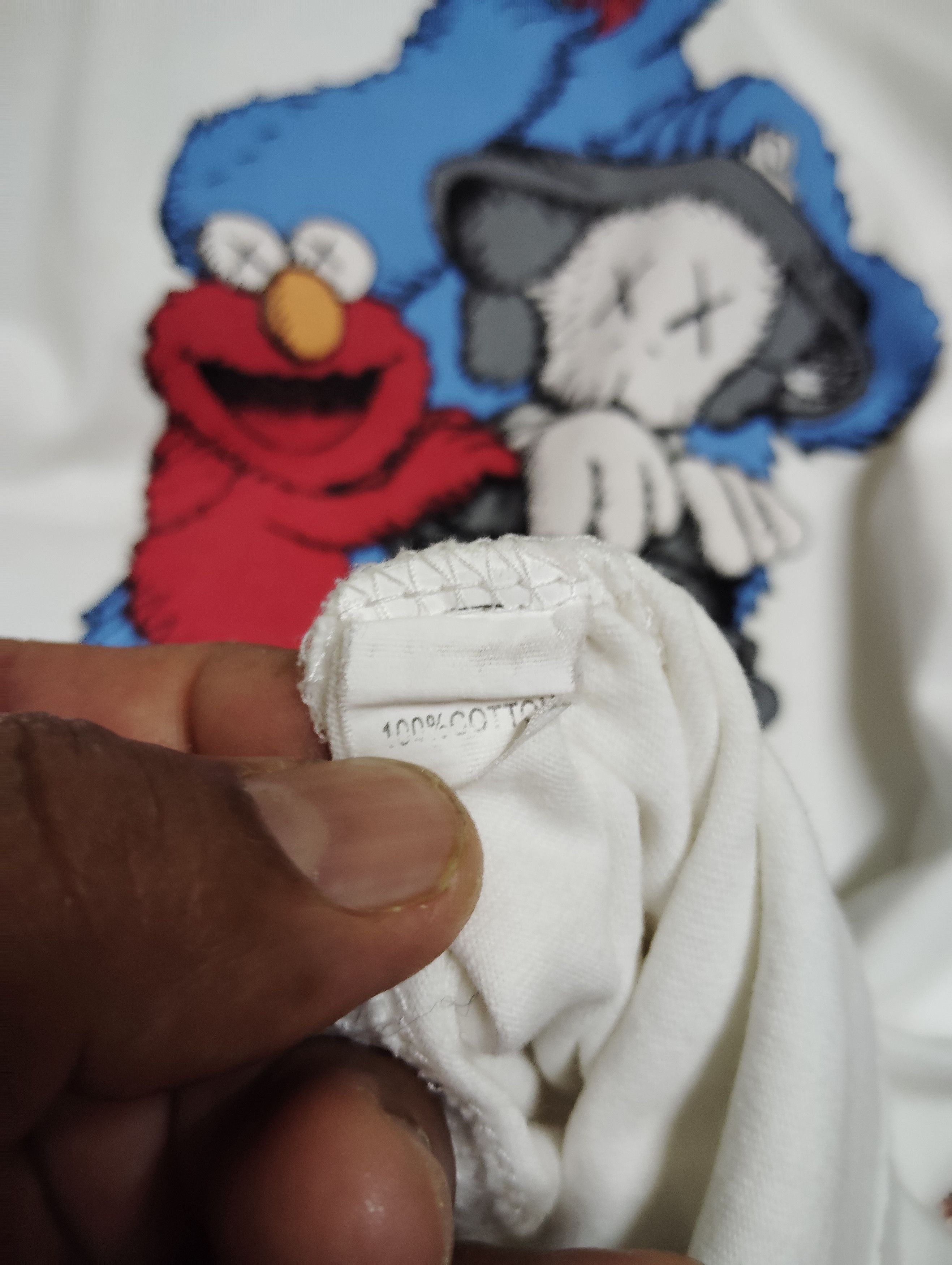 Cartoon Network SESAME STREET x KAWS WHITE T-SHIRT Size US M / EU 48-50 / 2 - 6 Thumbnail
