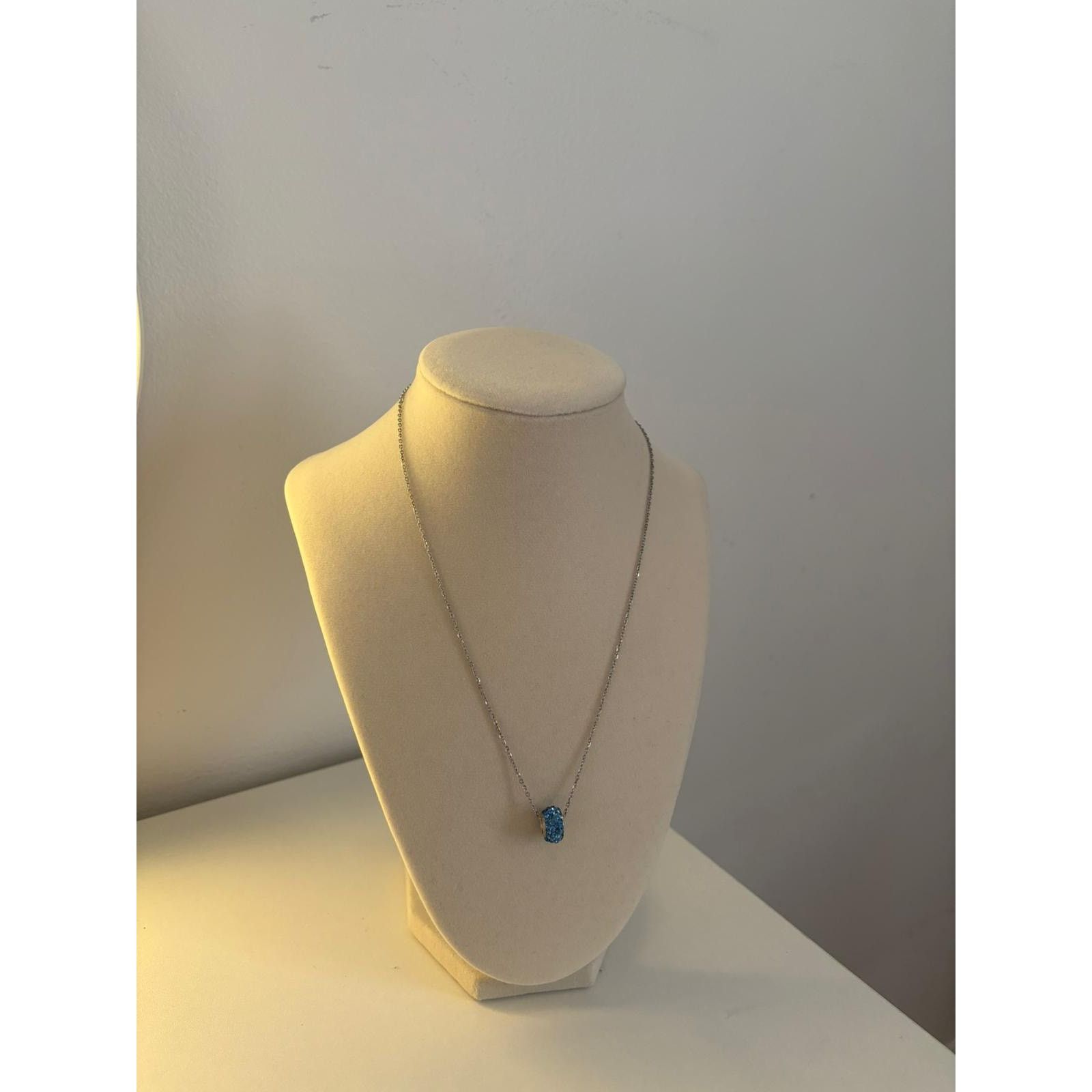 Other Blue Crystal Charm Necklace Silver Chain Dainty Size ONE SIZE - 2 Thumbnail