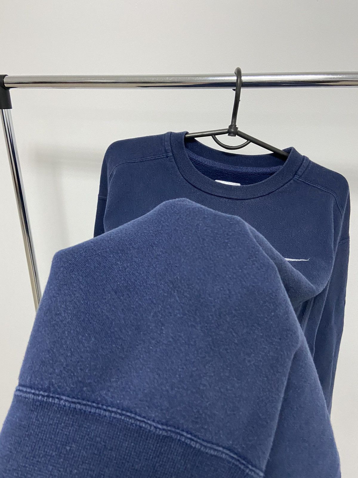 Nike Nike Sweatshirt Small Swoosh Logo Vintage Y2K 90s Size US S / EU 44-46 / 1 - 9 Thumbnail