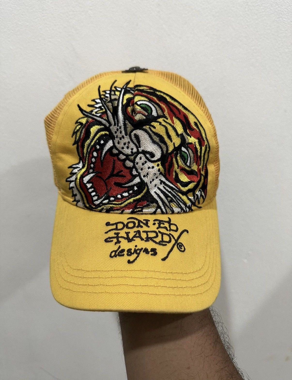 Ed Hardy VTG Ed Hardy Embroid Trucker Hat Size ONE SIZE - 2 Thumbnail