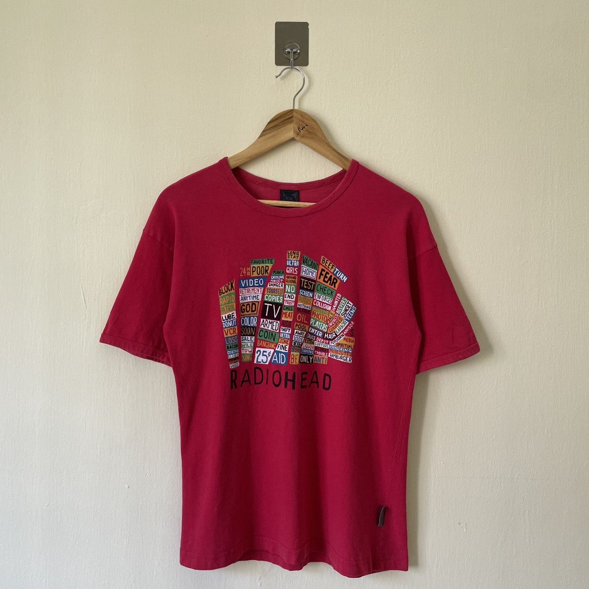 Band Tees Vintage Radiohead Hail to The Thief Tee Shirt Size US M / EU 48-50 / 2 - 1 Thumbnail