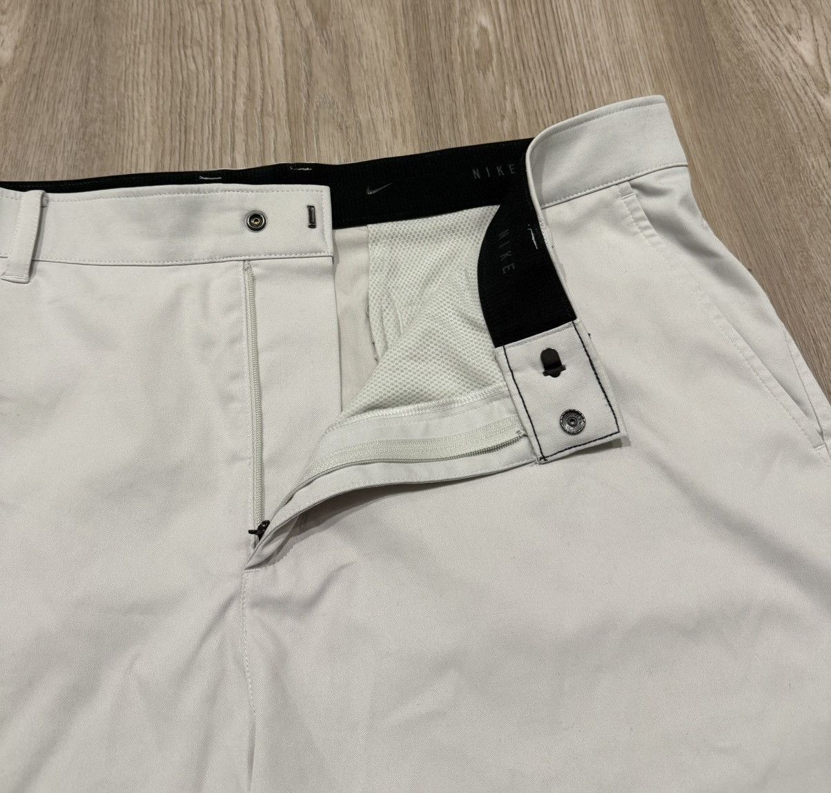 Nike Vintage Nike Cream Classic Chino Shorts Size US 40 / EU 56 - 4 Thumbnail