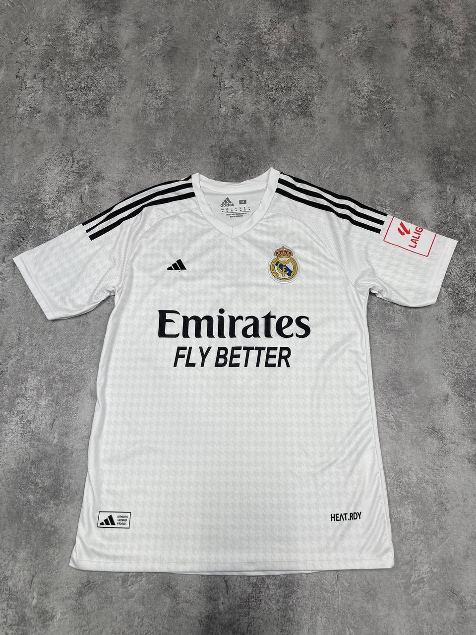 Adidas Mbappe Adidas Real Madrid Men Home Football Shirt Jersey Size US M / EU 48-50 / 2 - 1 Thumbnail
