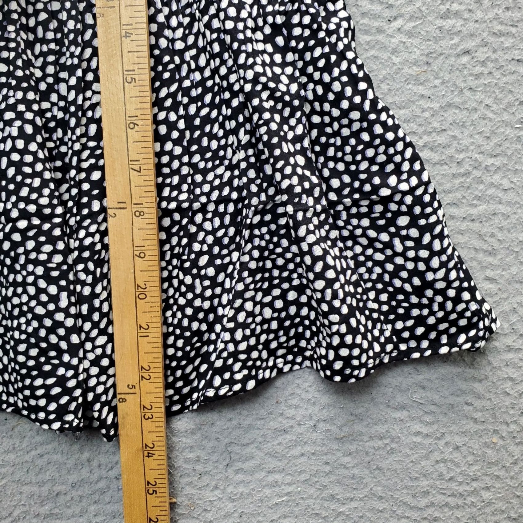Vintage Japna Blouse Womens M Polka Dot Rayon Pleated Smocked Cap Sleeve Shirt Top Size M / US 6-8 / IT 42-44 - 6 Thumbnail