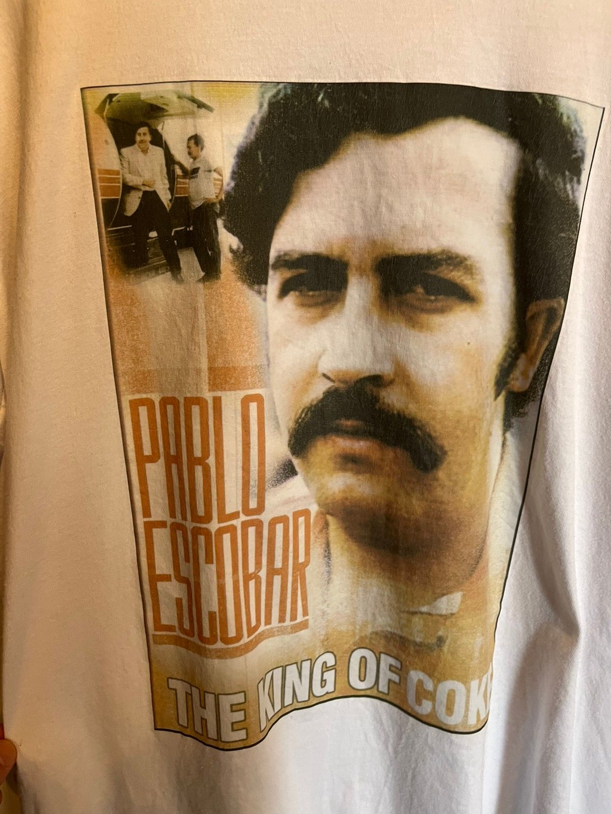 Vintage Vintage Pablo Escobar T shirt Size US XL / EU 56 / 4 - 2 Preview