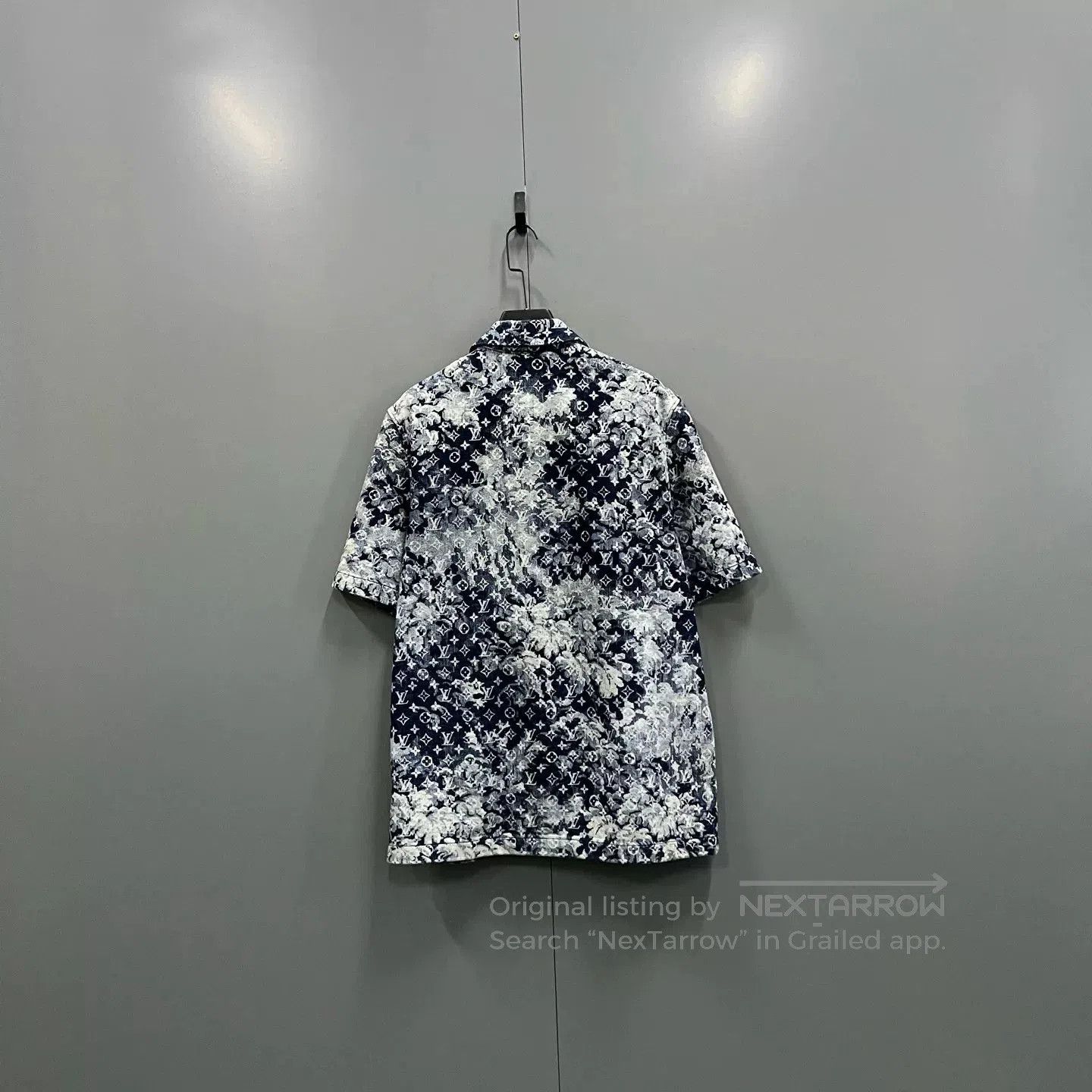 Louis Vuitton Louis Vuitton Tie-Dye Logo Short Sleeve Shirt. Size US L / EU 52-54 / 3 - 2 Thumbnail