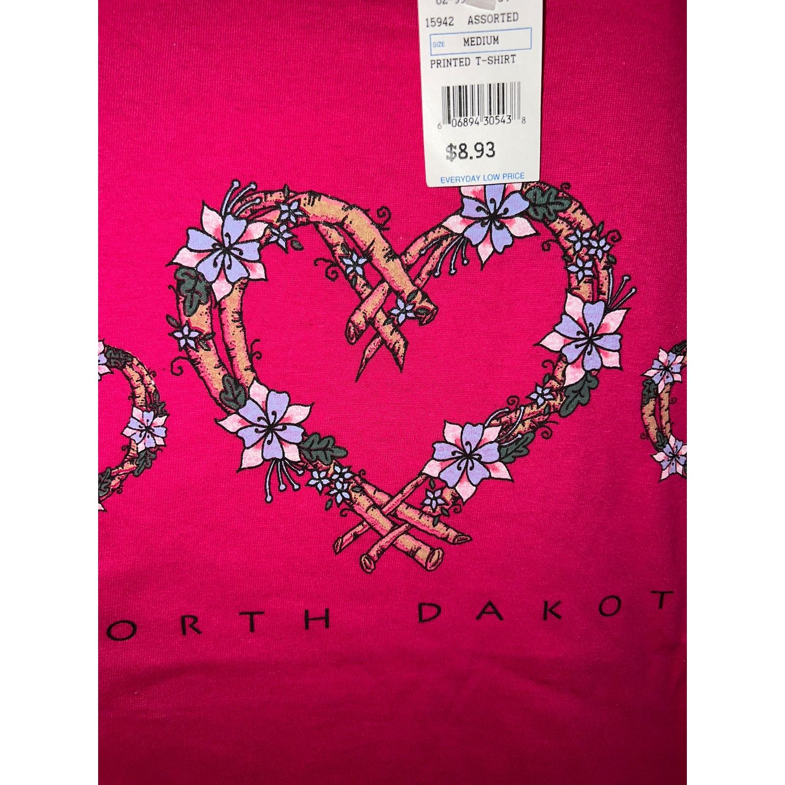 Jerzees Vintage North Dakota State Shirt Heart Pink Tee VTG 90s M Size US M / EU 48-50 / 2 - 3 Thumbnail