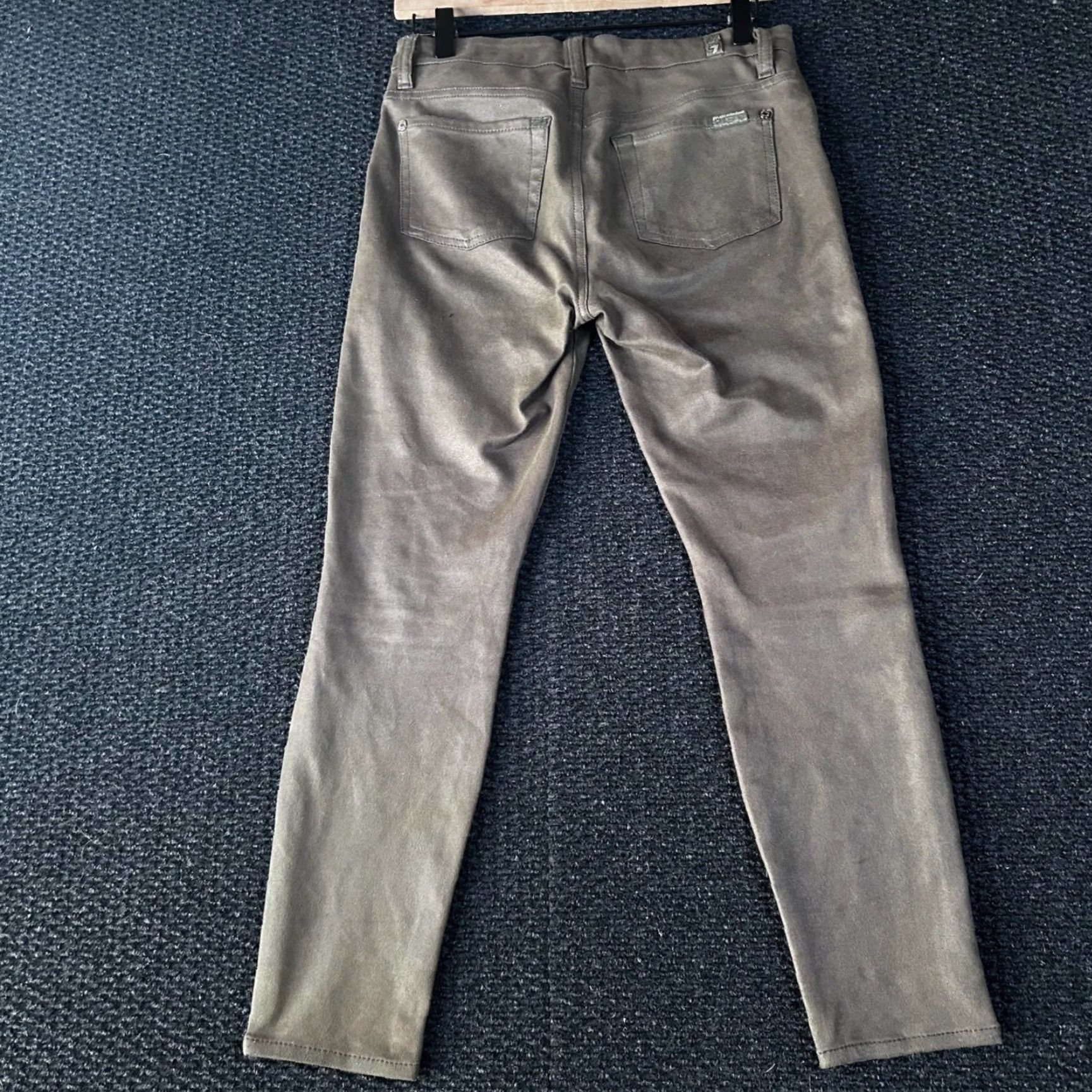 7 For All Mankind 7 For All Mankind Womens Olive Faux Suede Coated Skinny Pants Seamed Knee 28 Size 28" / US 6 / IT 42 - 4 Thumbnail