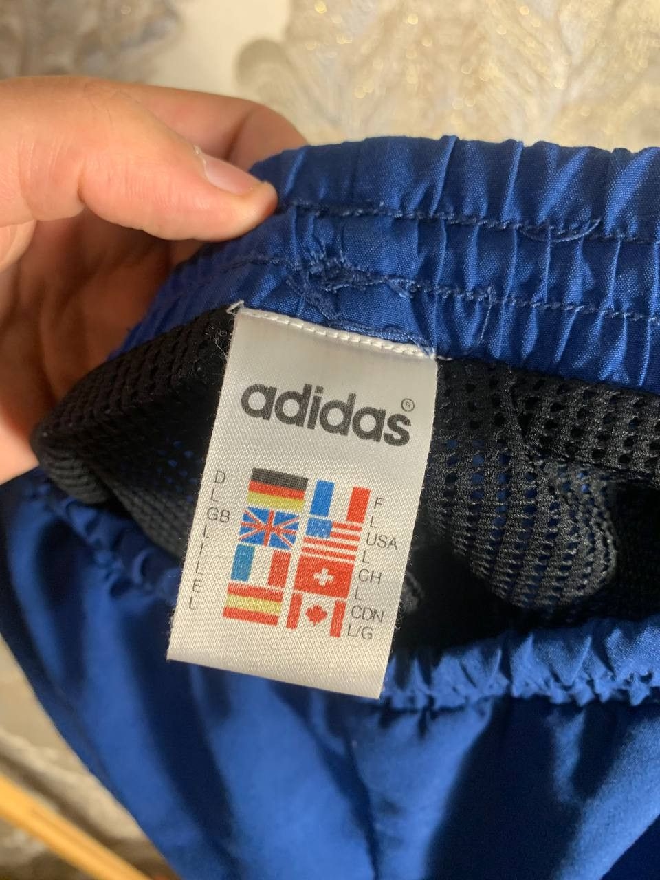 Adidas Vintage Adidas Original Equipment Retro Shorts Y2K 90s Size US 34 / EU 50 - 4 Thumbnail