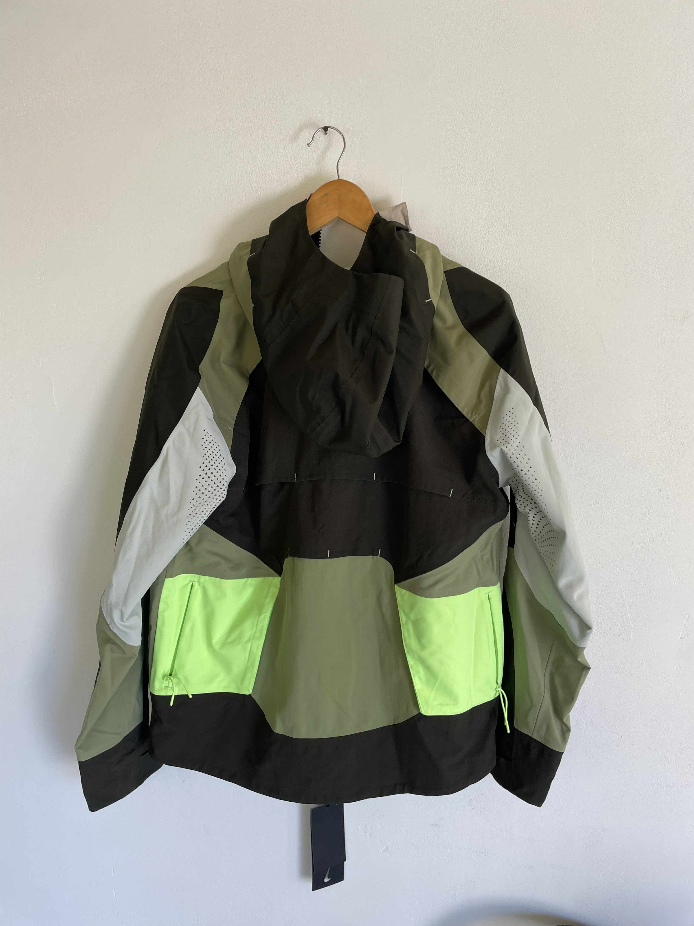 Nike Nike Ispa Jacket NRG Sequoia S Waterproof hiking Size US S / EU 44-46 / 1 - 9 Thumbnail
