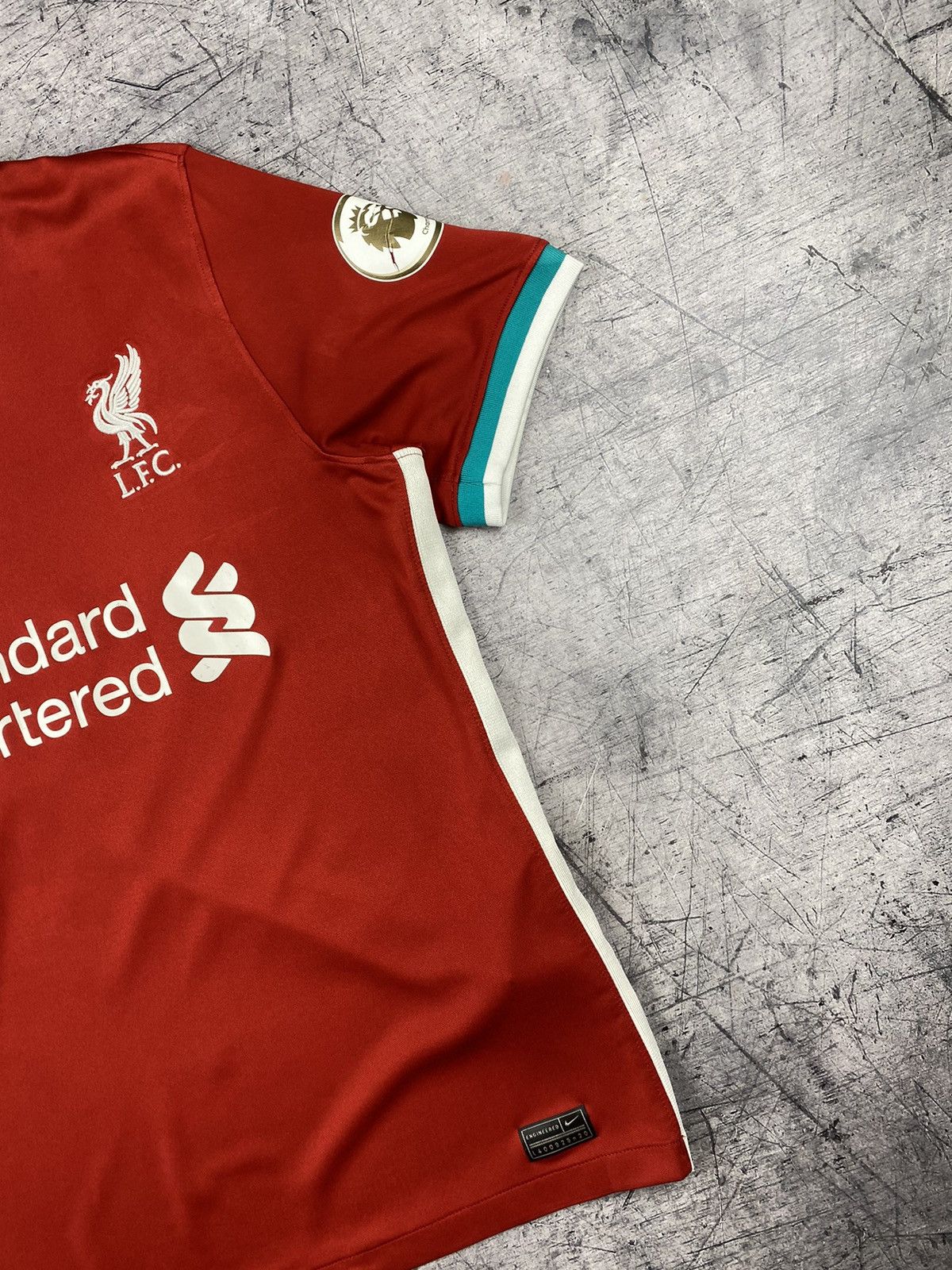 Nike Nike Liverpool 2020 Home Shirt Football jersey Size US M / EU 48-50 / 2 - 4 Thumbnail