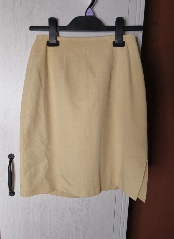 Other Marc Cain pastel yellow skirt Size 27" / US 4 / IT 40 - 1 Thumbnail