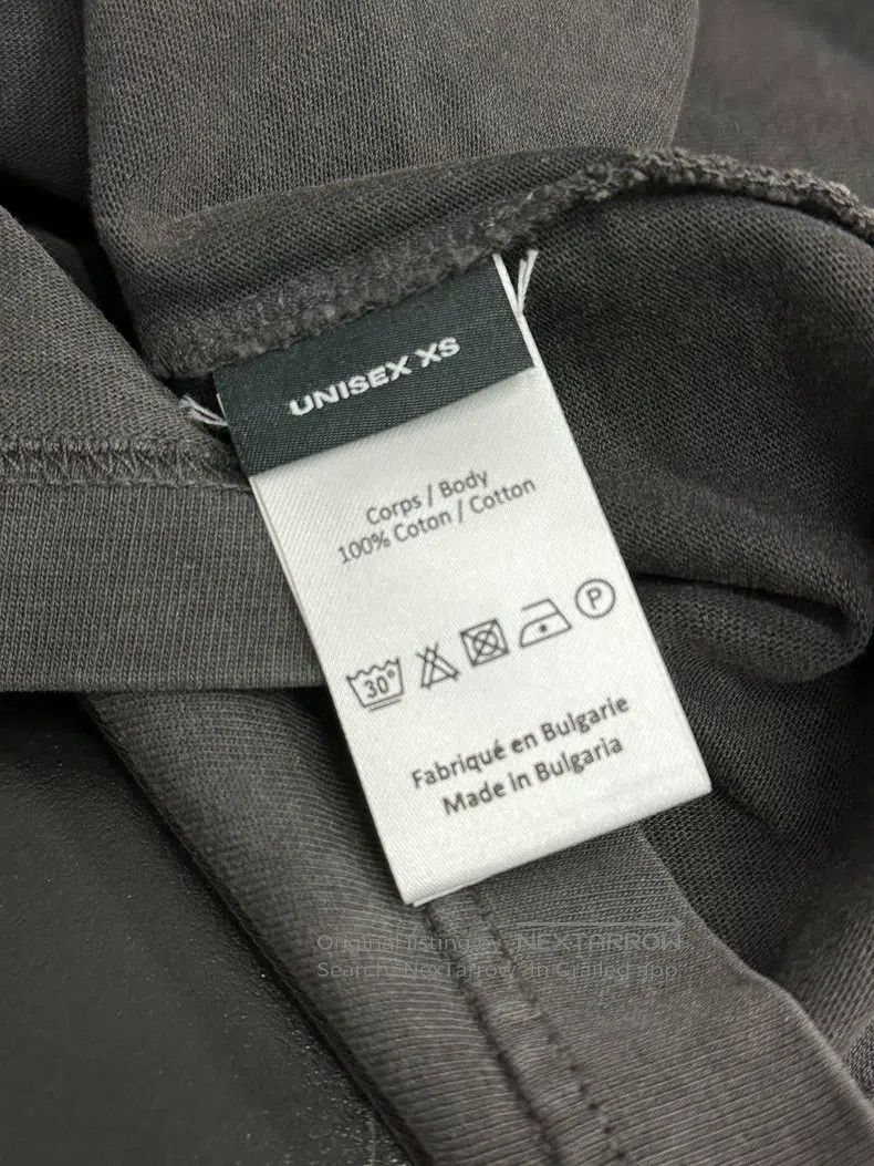 Y/Project Y/Project Size XS Grey rose design makes old short sleeves. Size XS / US 0-2 / IT 36-38 - 6 Thumbnail