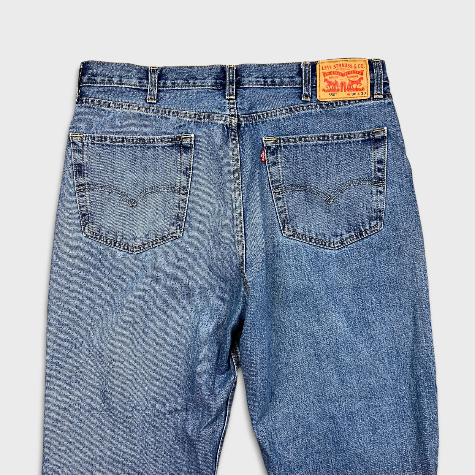 Levi's × Vintage Levi's 550 Jeans 37x29 Relaxed Light Wash Baggy Denim Pants Size US 37 - 6 Thumbnail