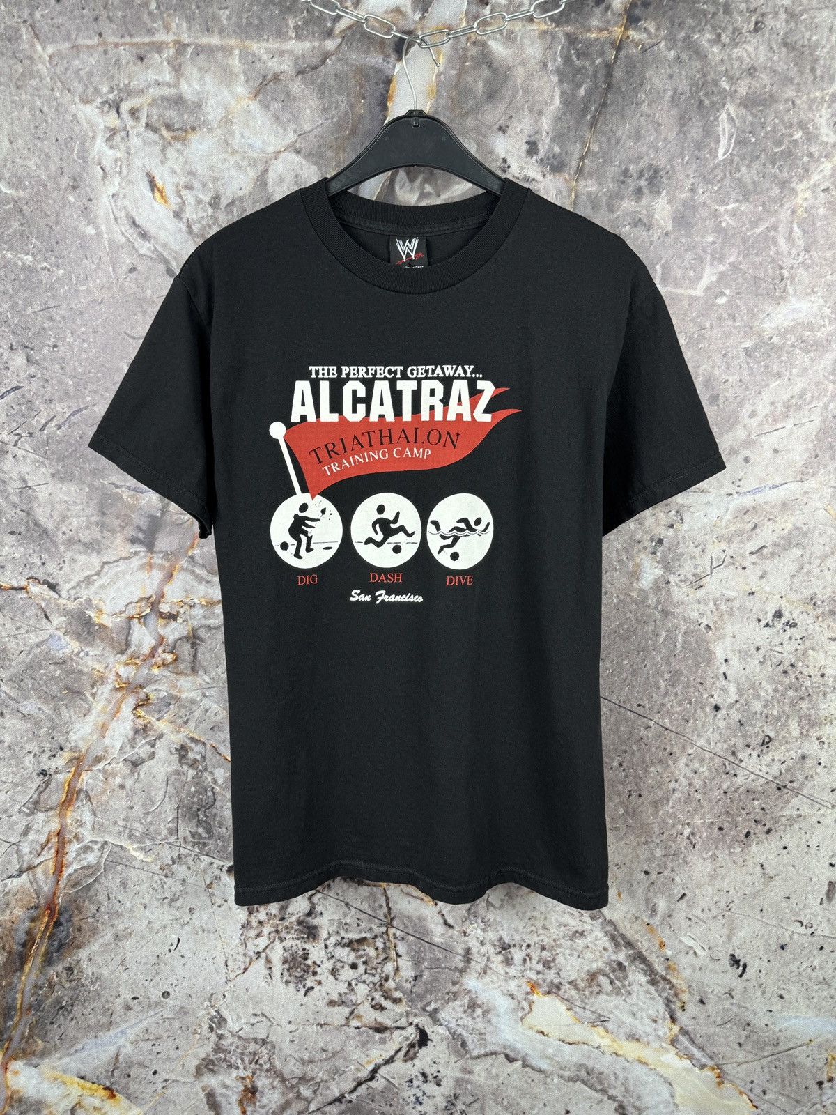 WWE WWE Alcatraz Triathalon Training Camp Graphic T-Shirt Black Size US L / EU 52-54 / 3 - 1 Thumbnail