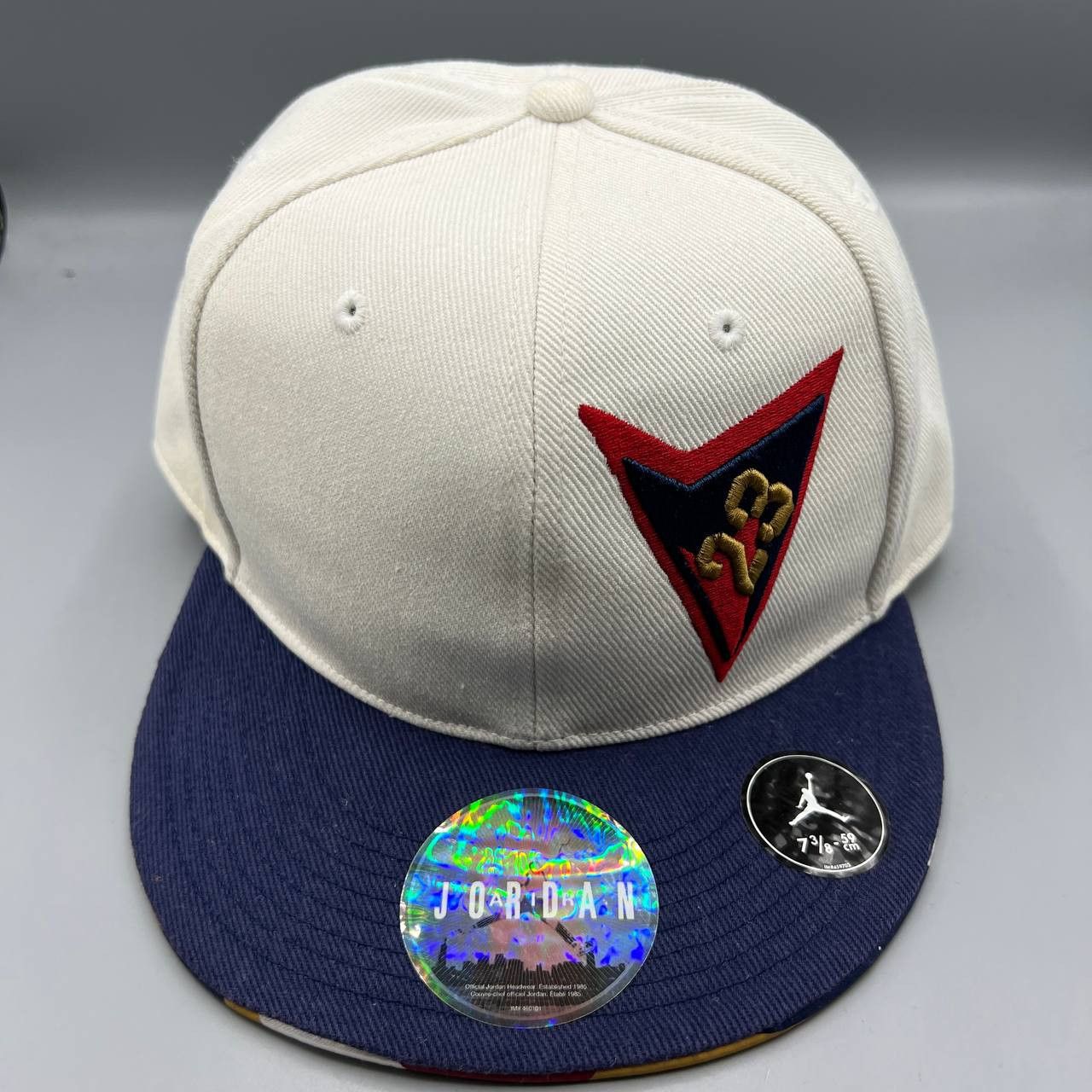 Jordan Brand Air Jordan 23 Hat Men 7 3/8 Embroidered Jumpman Fitted Cap Size ONE SIZE - 1 Thumbnail