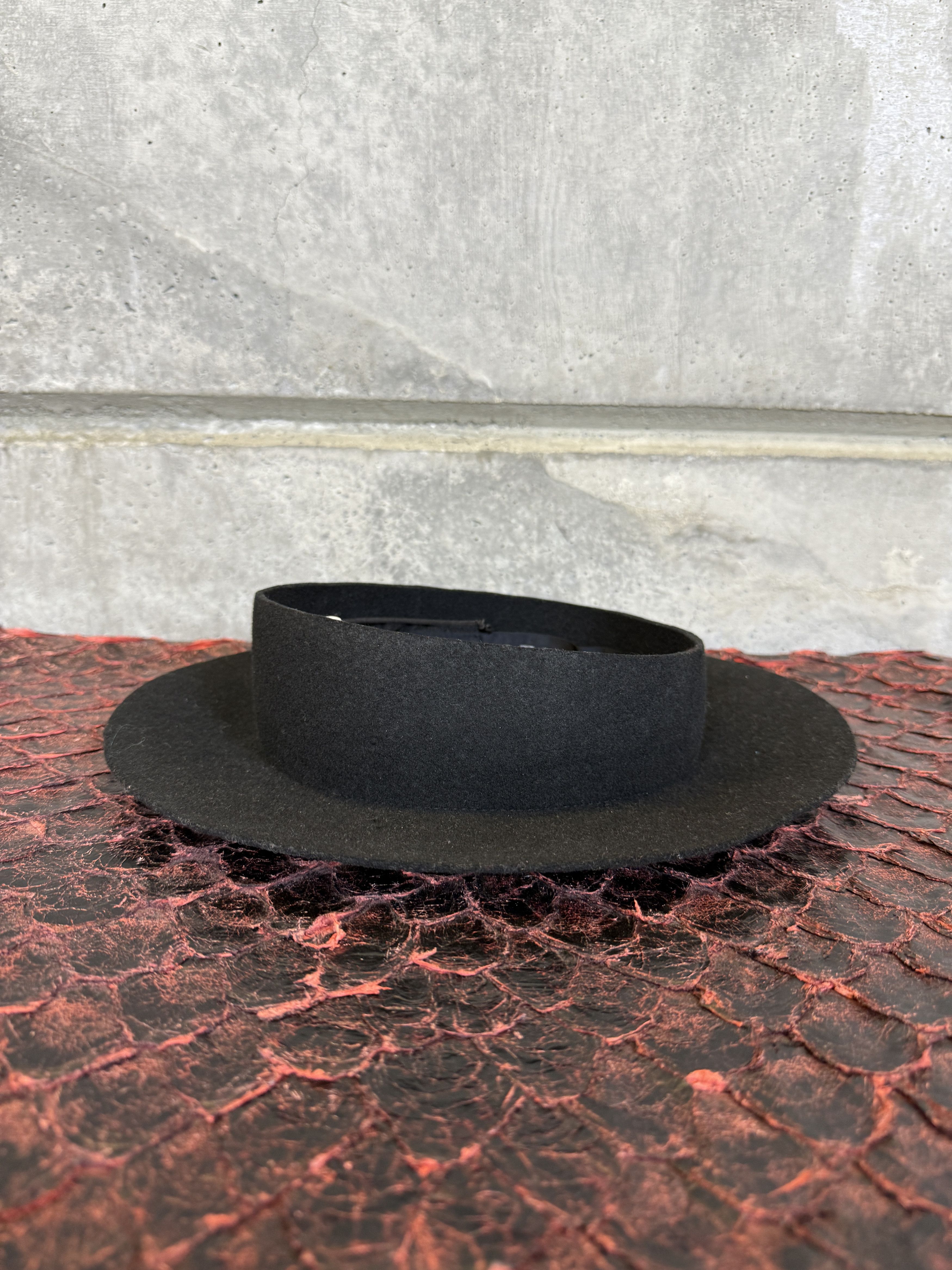 Yohji Yamamoto $740 Yohji Yamamoto Open Crown Hat Size ONE SIZE - 9 Thumbnail