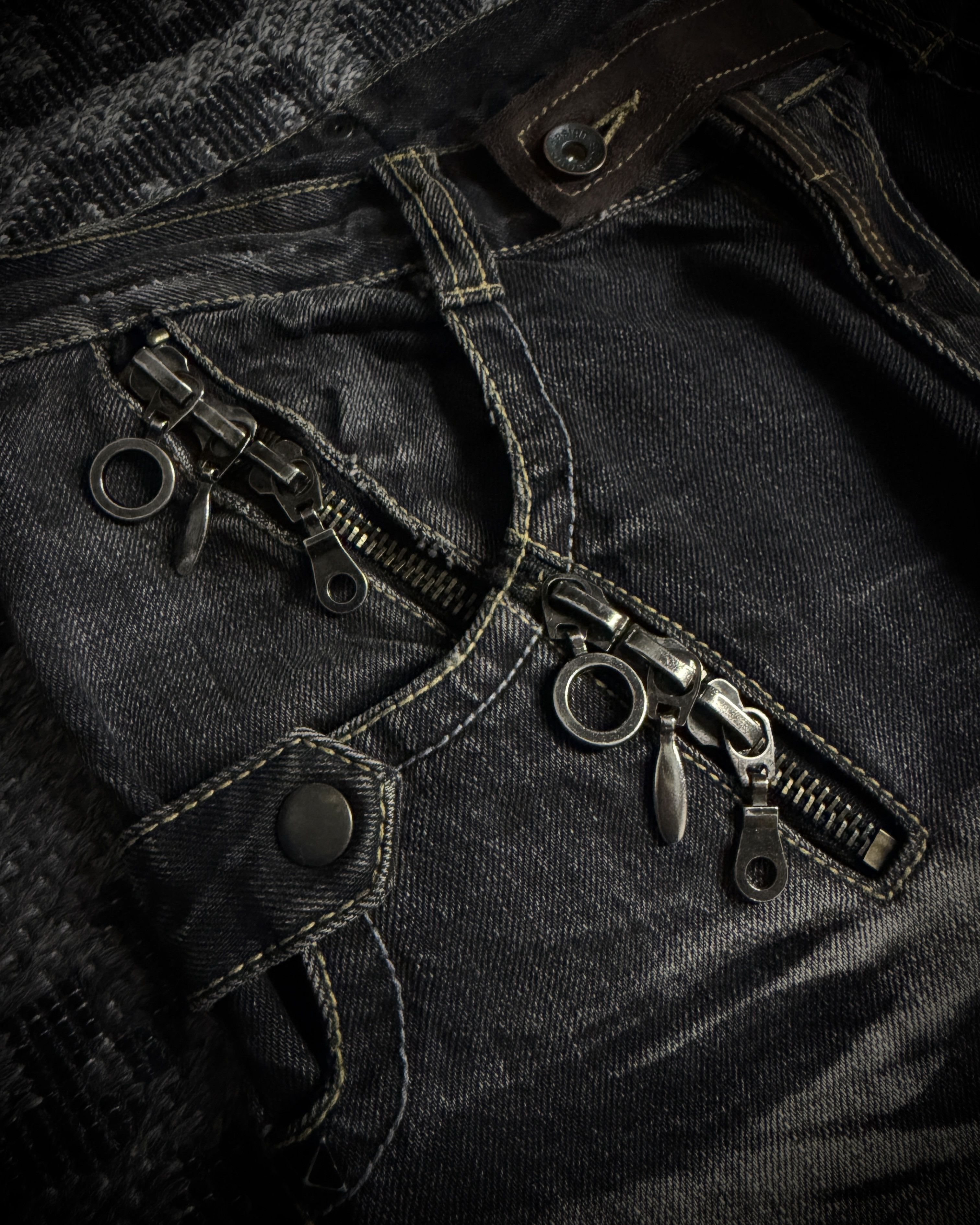 semanticdesign Semantic Design Multi Zip Distressed Bootcut Denim Size US 31 - 2 Thumbnail