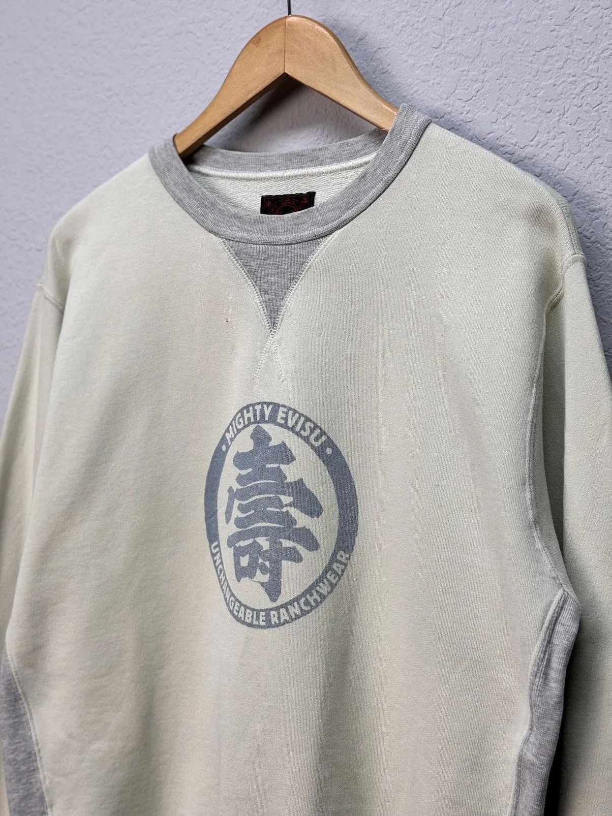 Evisu × Japanese Brand × Vintage Vintage Evisu Sweatshirt Y2K Style Faded Effect Big Logo Size US M / EU 48-50 / 2 - 3 Thumbnail