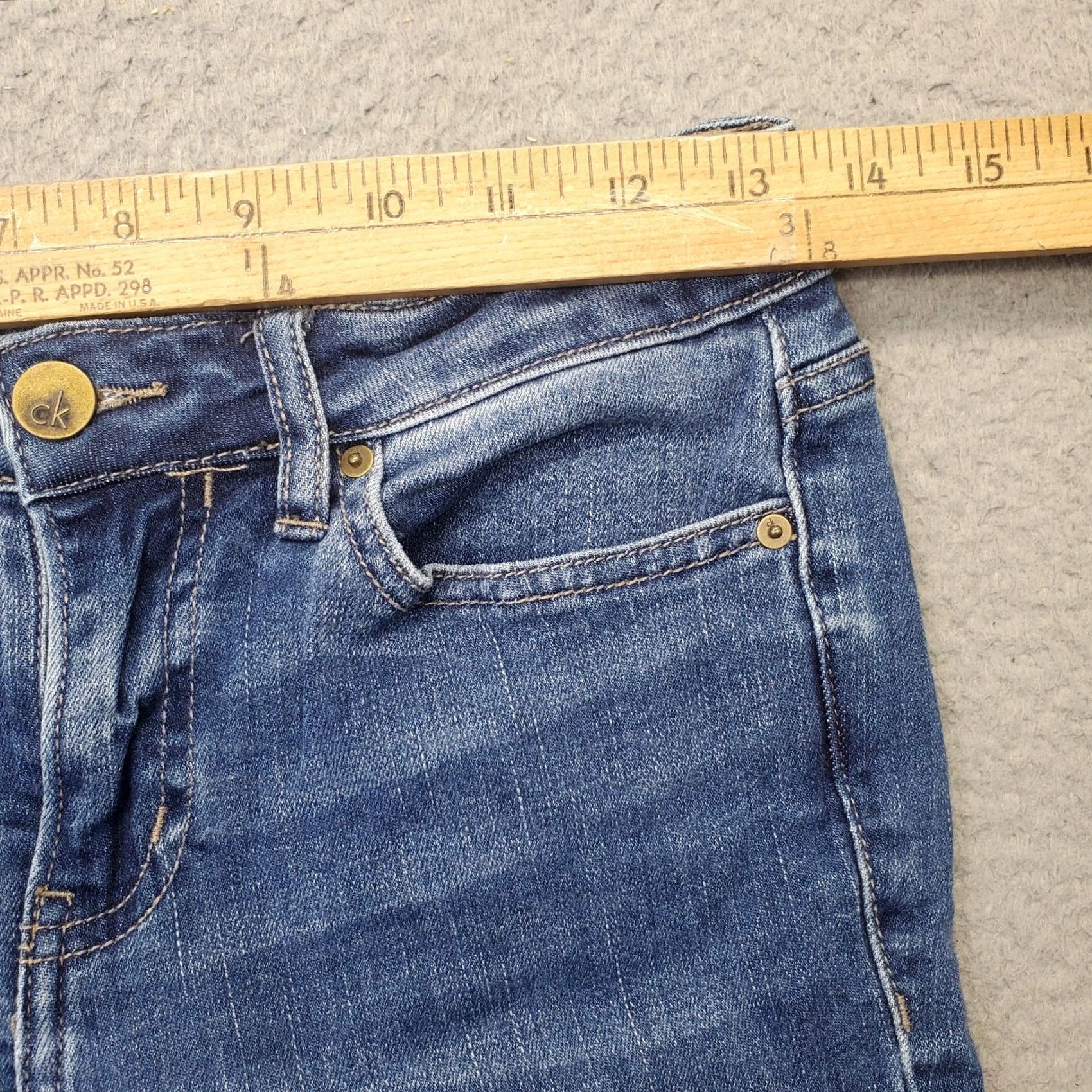 Calvin Klein Calvin Klein Jeans Womens 26x32 Blue Denim Faded Distressed Streetwear Jeans: Womens Size 26 Size 26" / US 2 / IT 38 - 6 Thumbnail