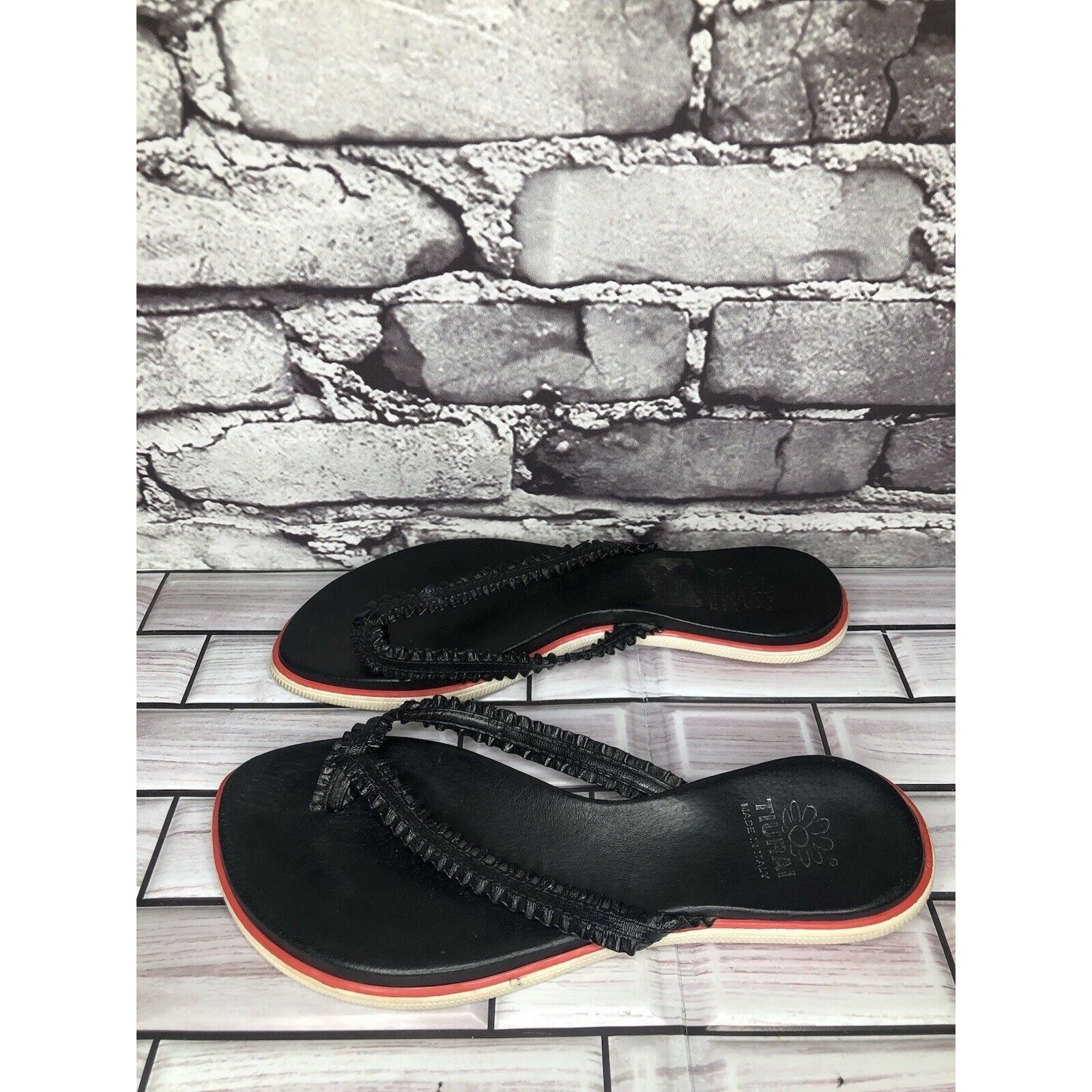 Other Tiurai Black Leather Thong Flip Flops Slides Kitten Heel San Size US 6.5 / IT 36.5 - 6 Thumbnail