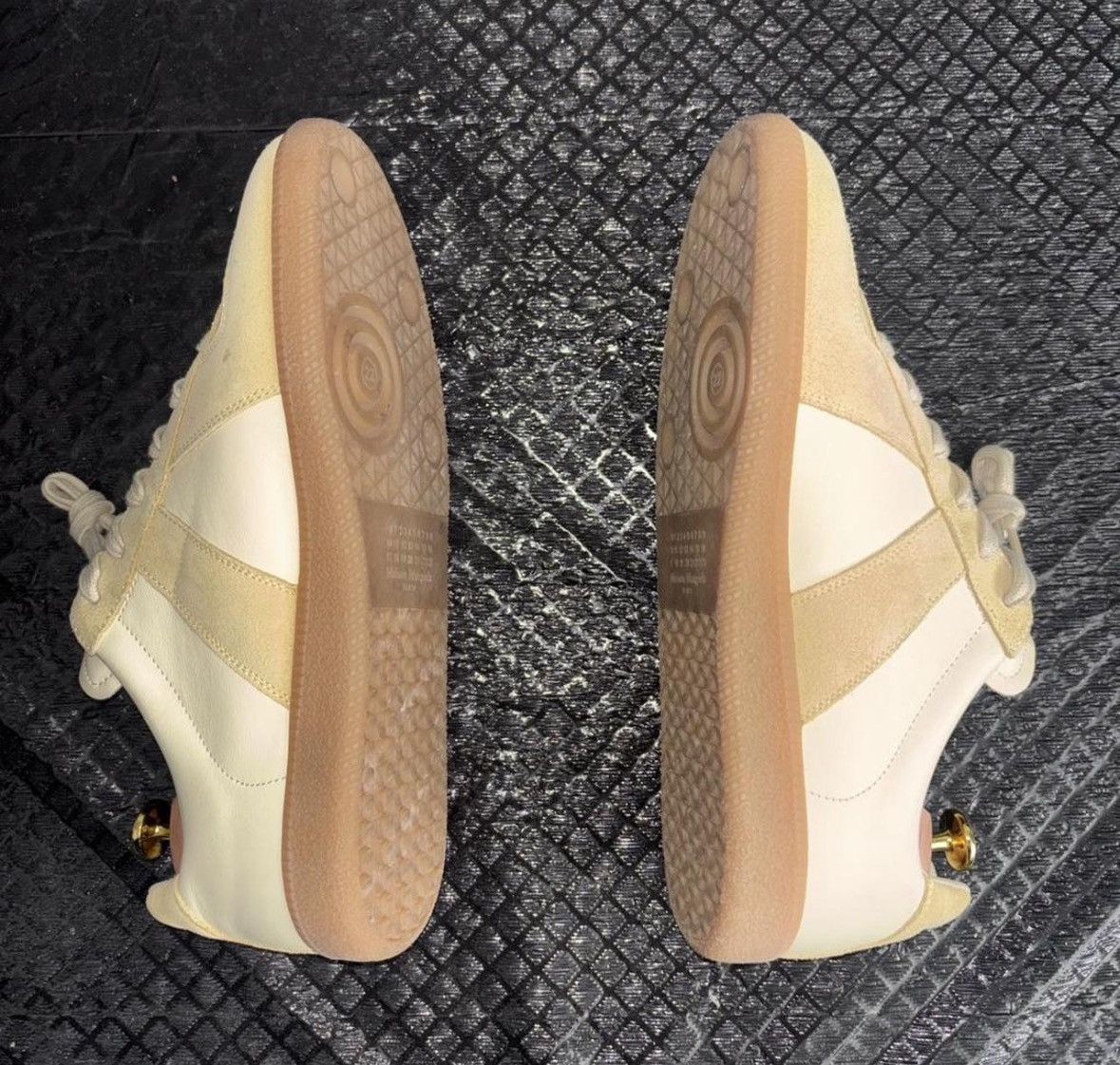 Maison Margiela Maison Margiela GATs Size US 9 / EU 42 - 4 Thumbnail