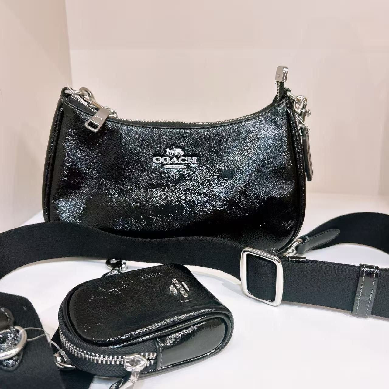 NWT COACH Teri Shoulder Bag With Pouch CCD78