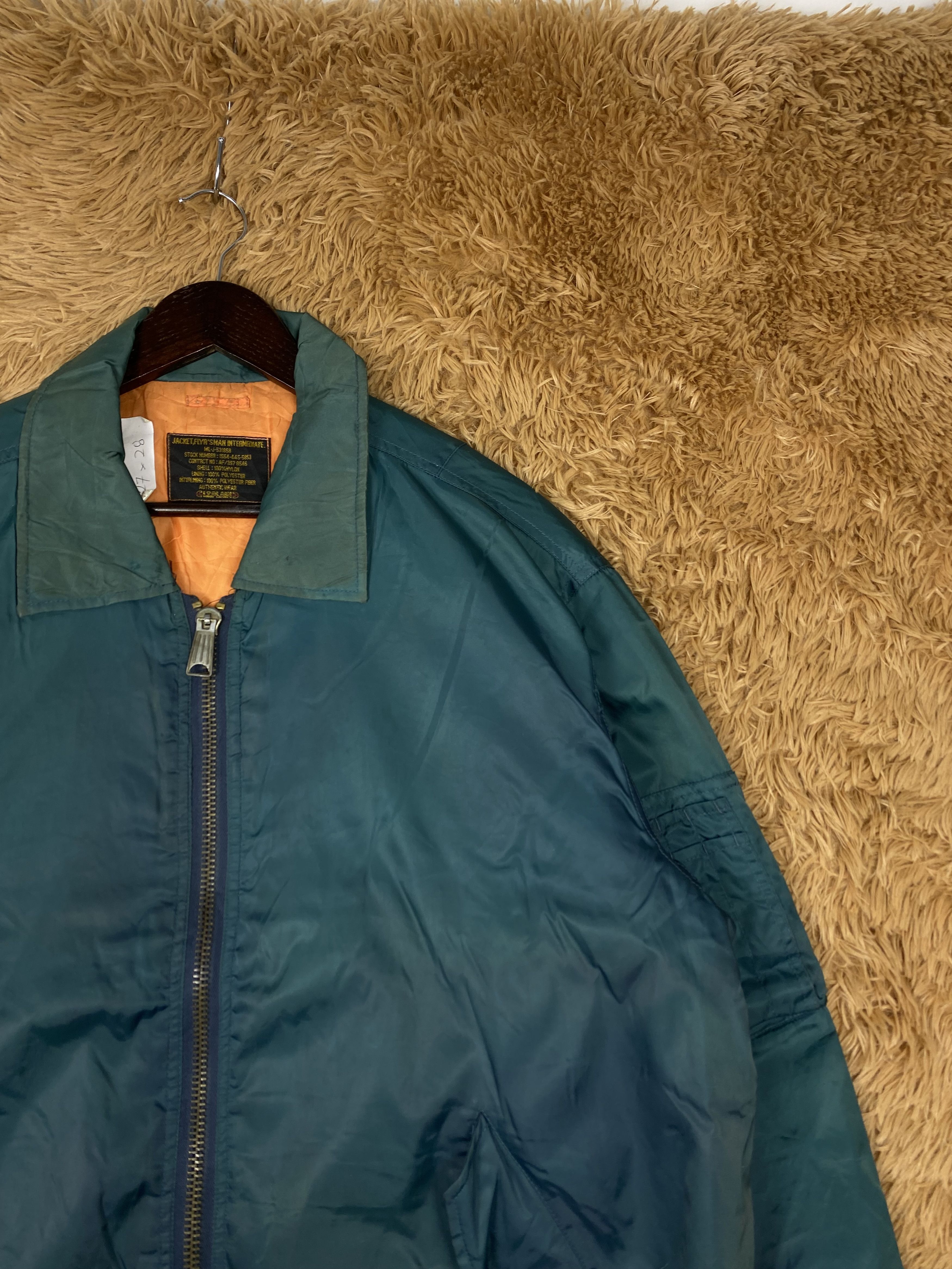Vintage Vintage FLYR'SMAN Distressed Bomber Jacket DJ0211 Size US L / EU 52-54 / 3 - 3 Thumbnail