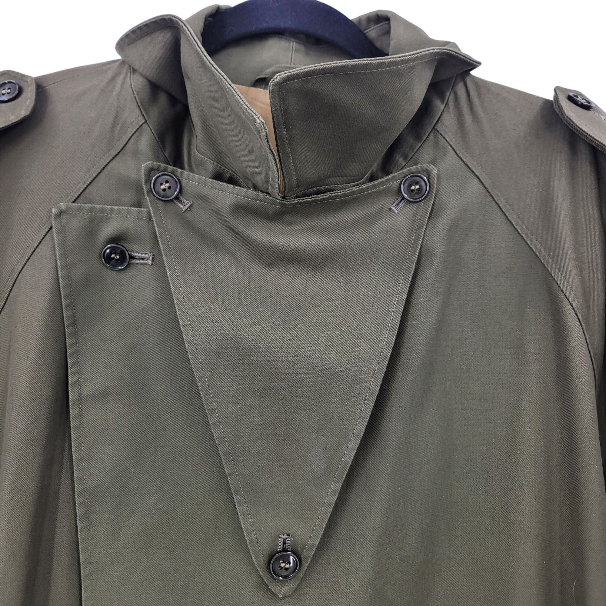 Vintage Vintage Army Green Military Trench Coat XL Belt Shoulder Tab Size US XL / EU 56 / 4 - 4 Thumbnail