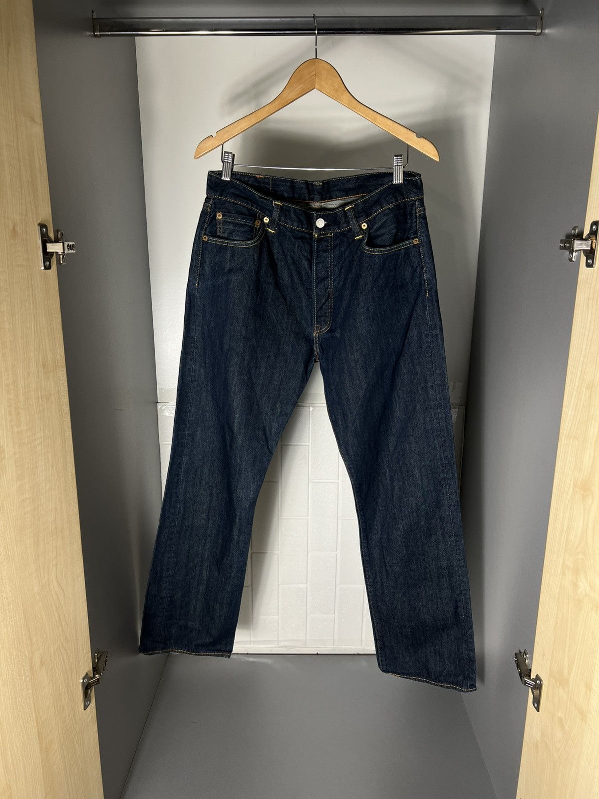 Levi's VINTAGE LEVI’S 501 CLOTHING MADE & CRAFTED DENIM JEANS CASUAL DESIGNER Y2K USA 90s Size US 36 / EU 52 - 8 Thumbnail
