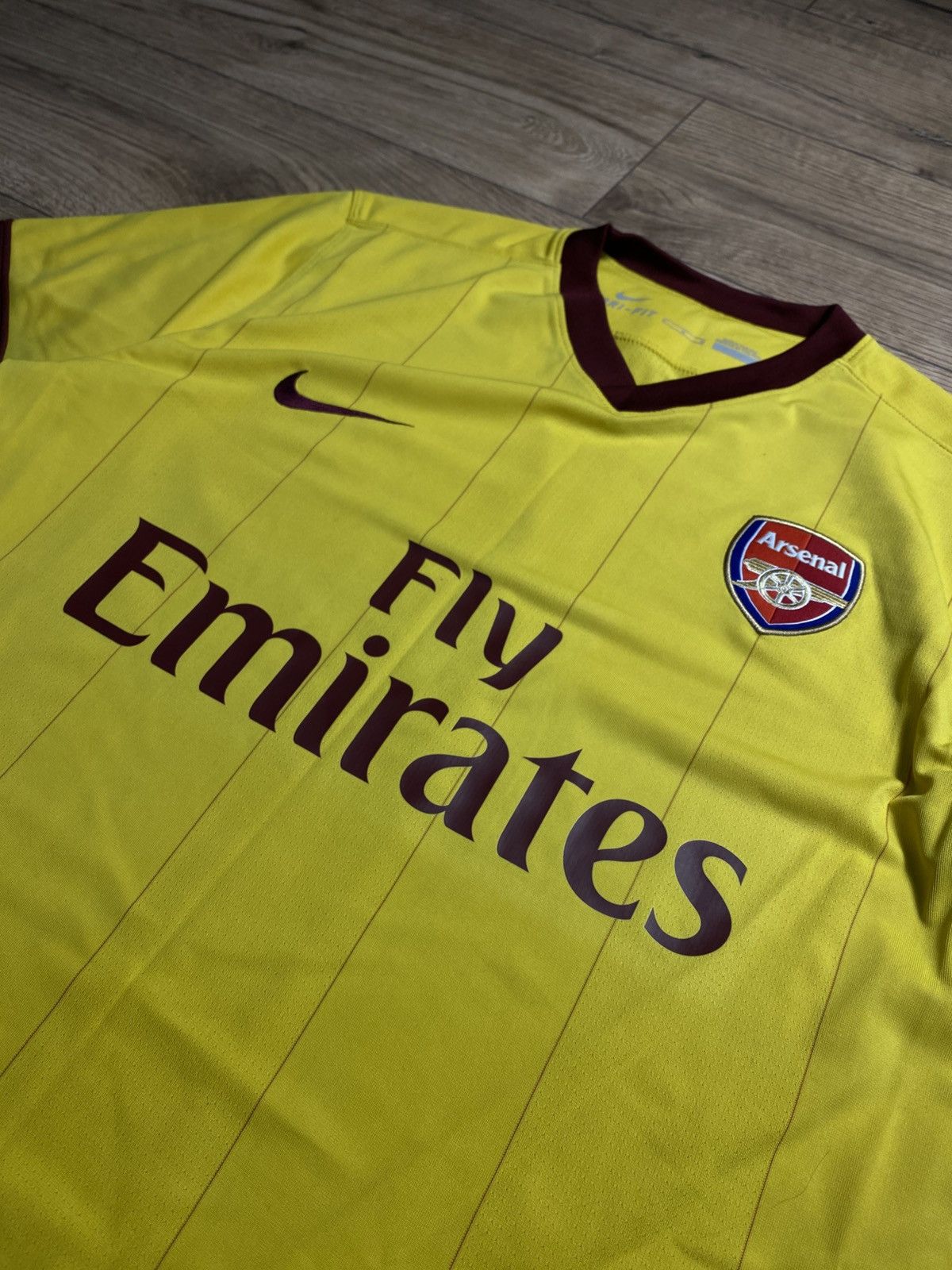 Nike ARSENAL 2010 2011 AWAY FOOTBALL SHIRT SOCCER JERSEY NIKE M Size US M / EU 48-50 / 2 - 4 Thumbnail