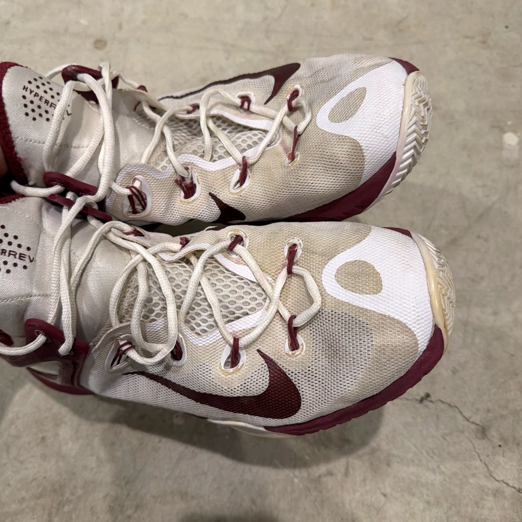 Nike Nike Zoom Hyperrev Basketball Sneakers White Red Mens Size 12 742247-166 Nike Shoes Basketball Sneakers Mens Size 12 White Red Size US 12 / EU 45 - 5 Thumbnail