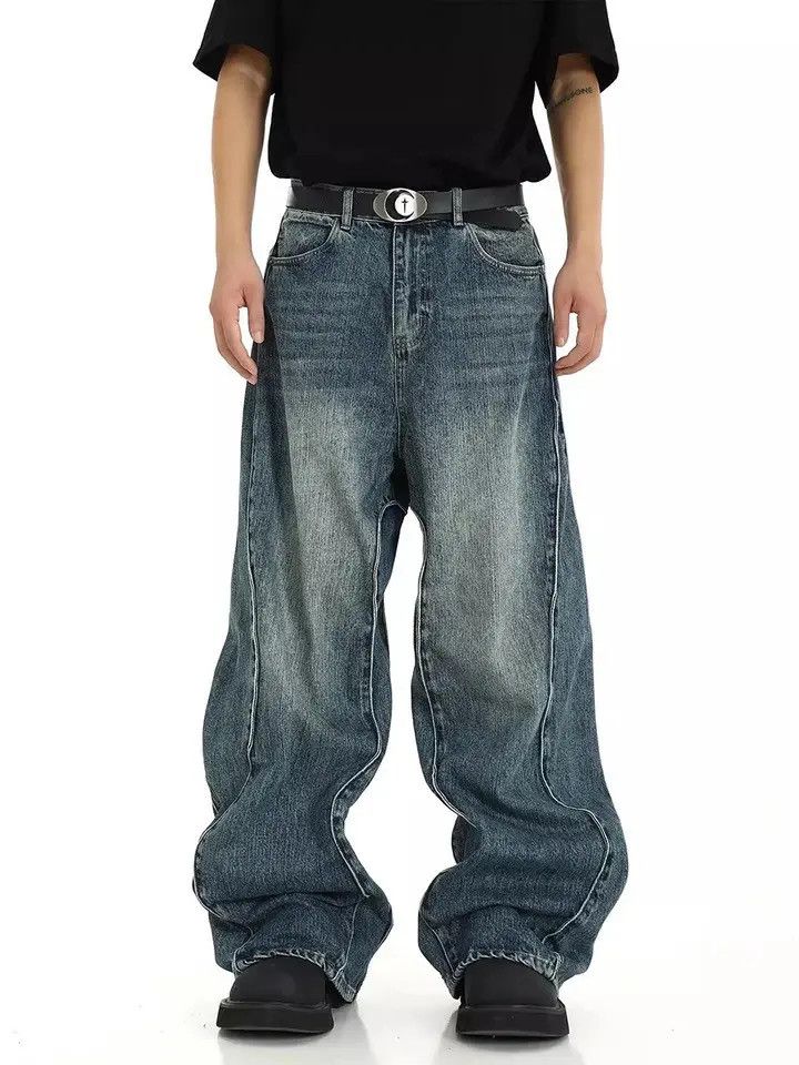 image of Vintage Y2K Streetwear Design Baggy Jeans Pants in Blue, Men's (Size 30)