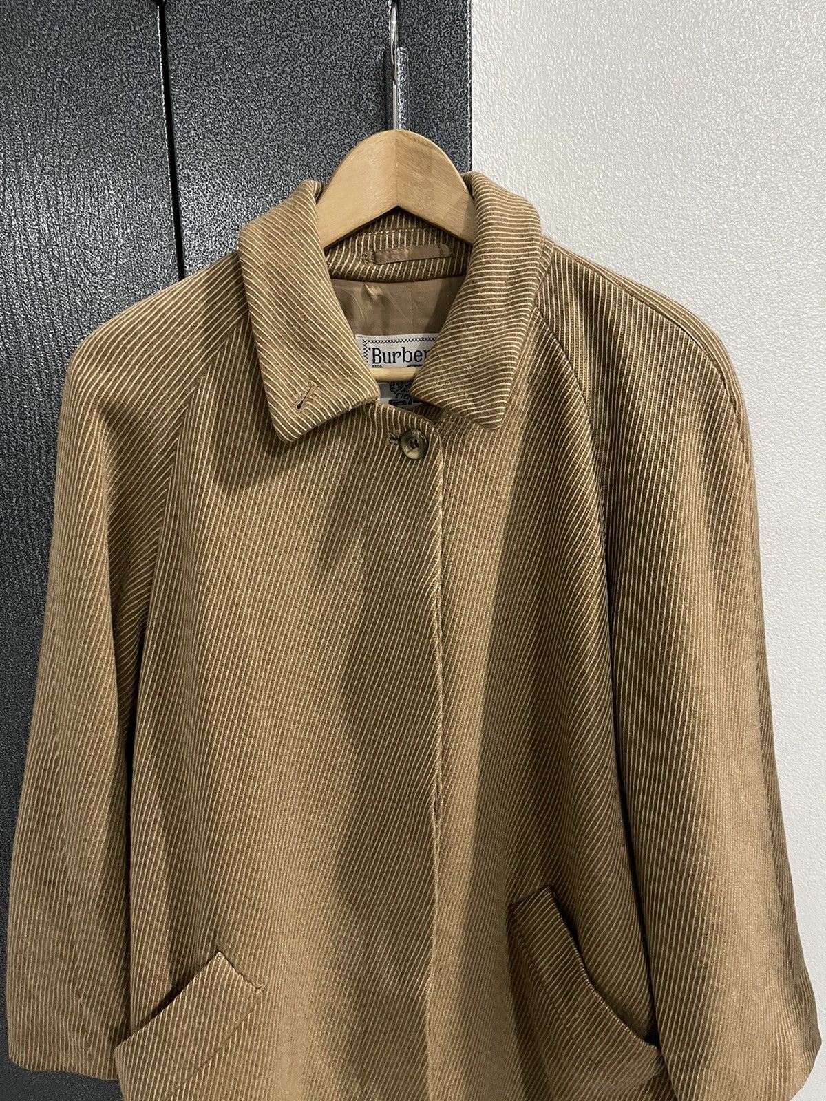 Burberry Vintage Burberry Long Wool Jacket Size M / US 6-8 / IT 42-44 - 2 Thumbnail