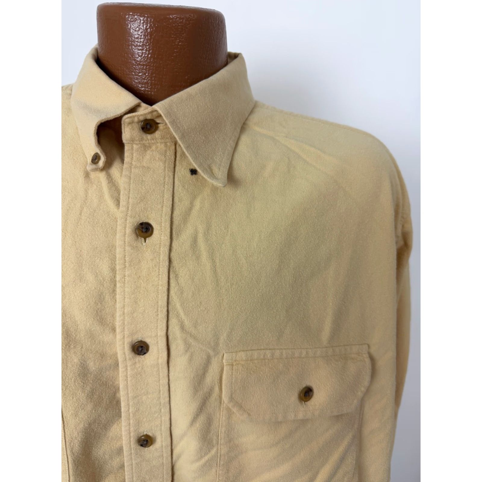 Lands' End VINTAGE Lands' End Chamois Flannel Shirt Mens XLT Tall Yellow Cotton Heavyweight Button-Up Regular Size US XL / EU 56 / 4 - 2 Thumbnail