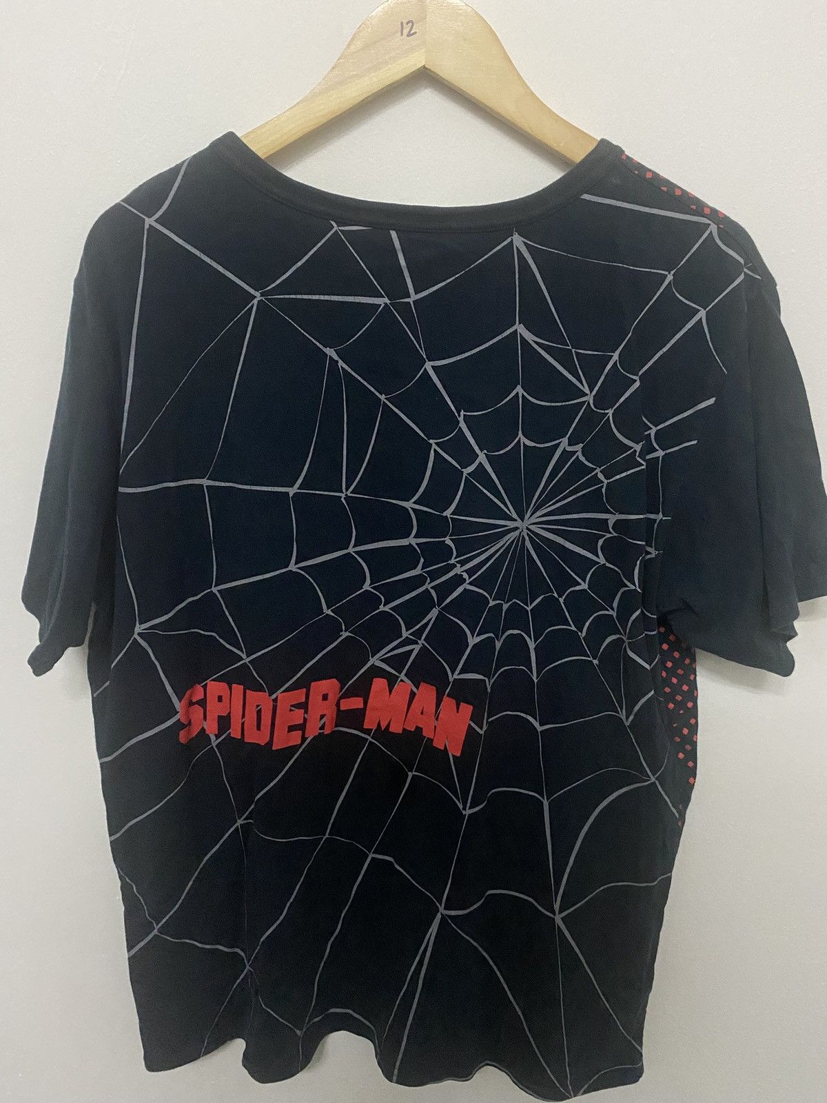 Universal Studios Spider-Man All Over Print T-Shirt Size US L / EU 52-54 / 3 - 6 Thumbnail