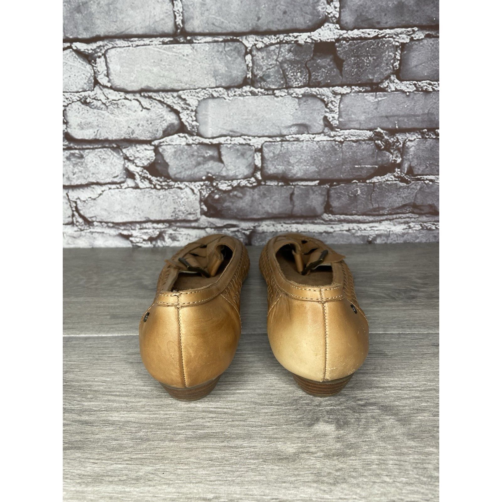 G.H. Bass & Co. Bass Hayden Fawn Tan Brown Leather Woven Strap Heel Flats Wo Size US 11 / IT 41 - 5 Thumbnail