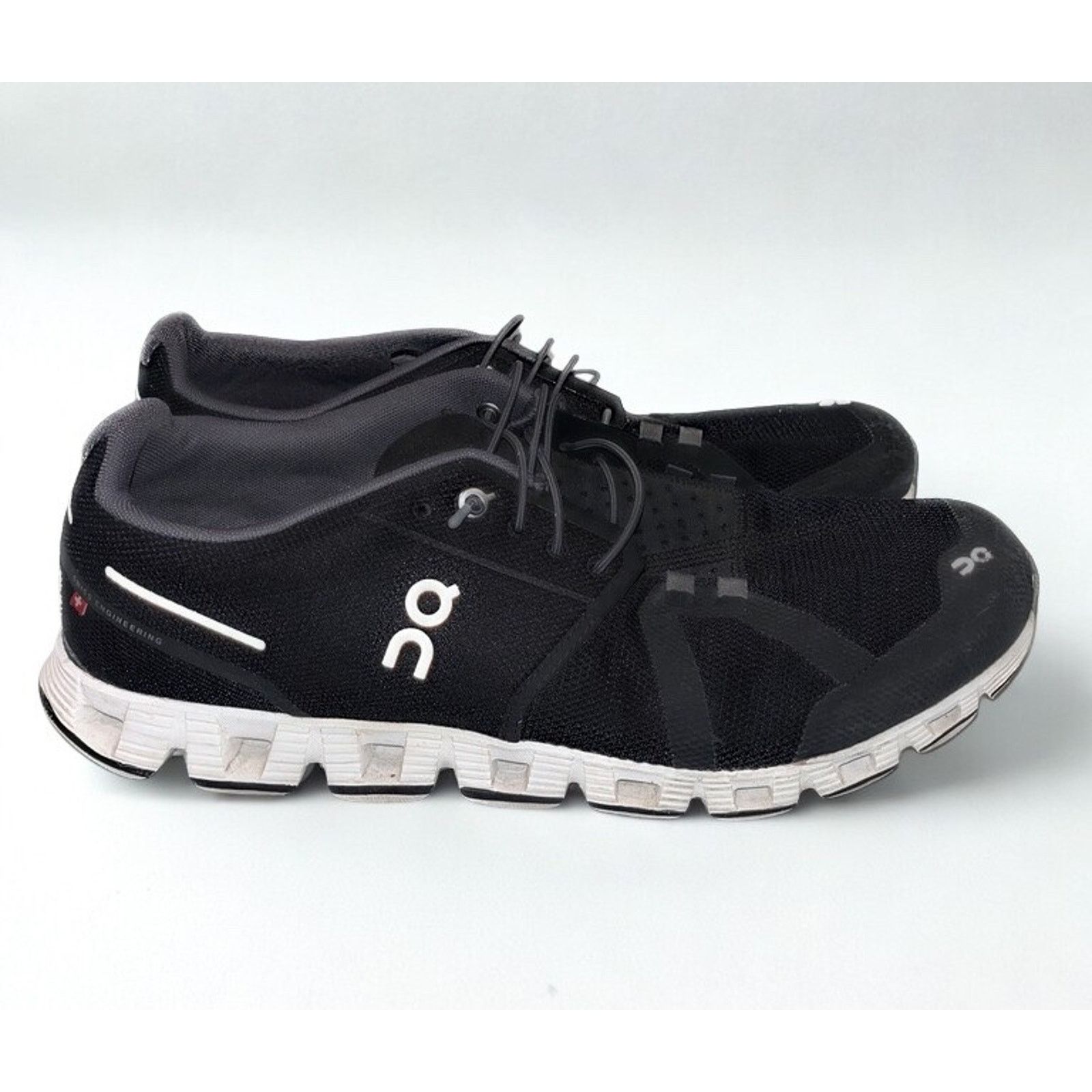 On On Cloud 5 Running Shoes Men’s 11.5 Black White Sneakers EUC Size US 11.5 / EU 44-45 - 5 Thumbnail
