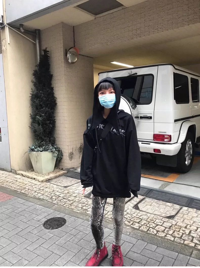 Balenciaga Balenciaga Sanskrit doll collar hoodie 2504-Nextarrow Size US XS / EU 42 / 0 - 8 Thumbnail