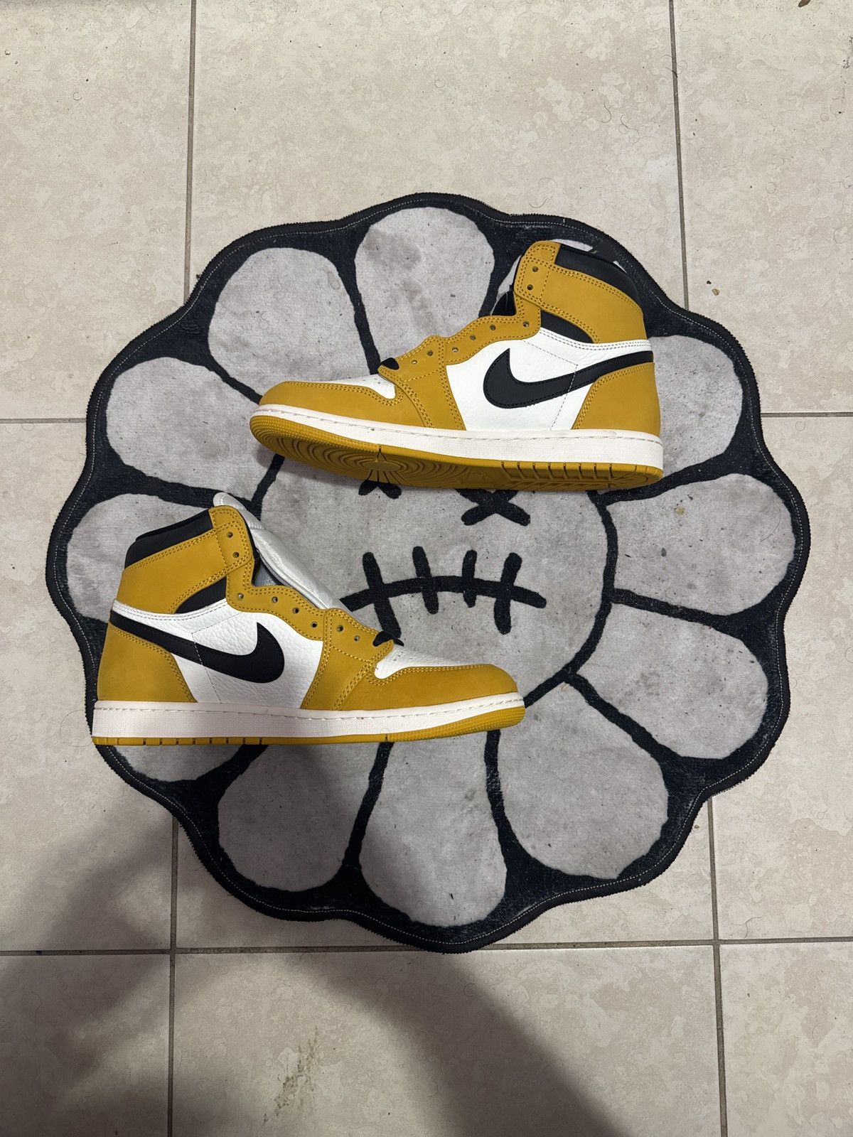 Jordan Brand Jordan 1 Retro High Size US 10 / EU 43 - 3 Thumbnail