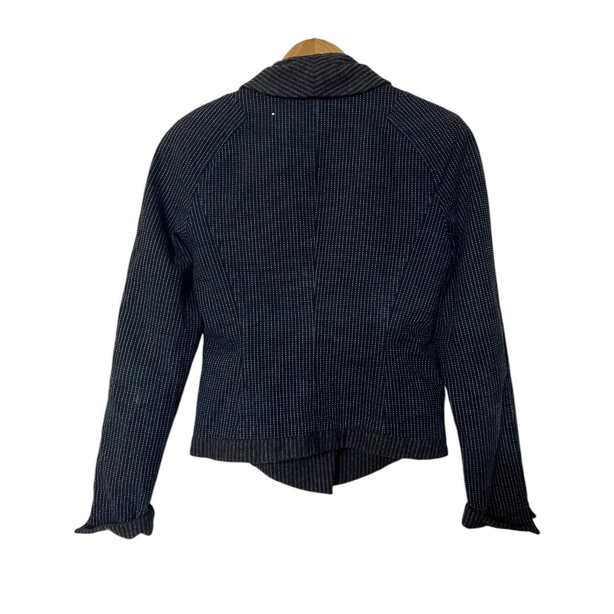 Hussein Chalayan Hussein chayalan pinstripe blazer Size M / US 6-8 / IT 42-44 - 3 Thumbnail