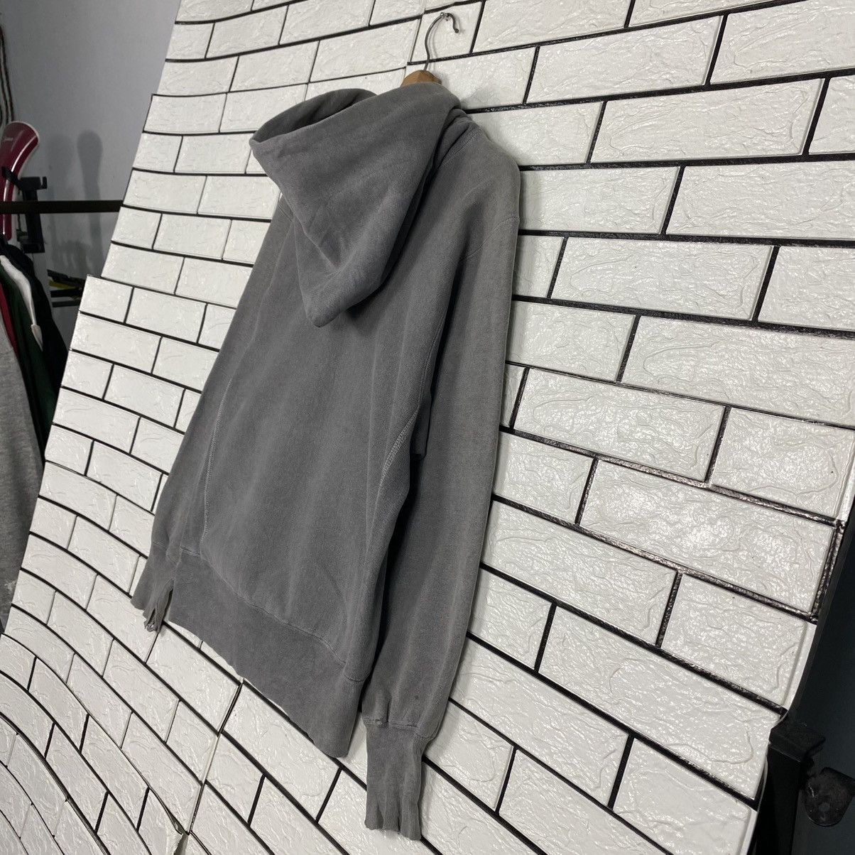 Champion 🔥DISTRESSED VINTAGE HOODIE CHAMPION REVERSE WAVE MADE IN USA Size US M / EU 48-50 / 2 - 11 Thumbnail