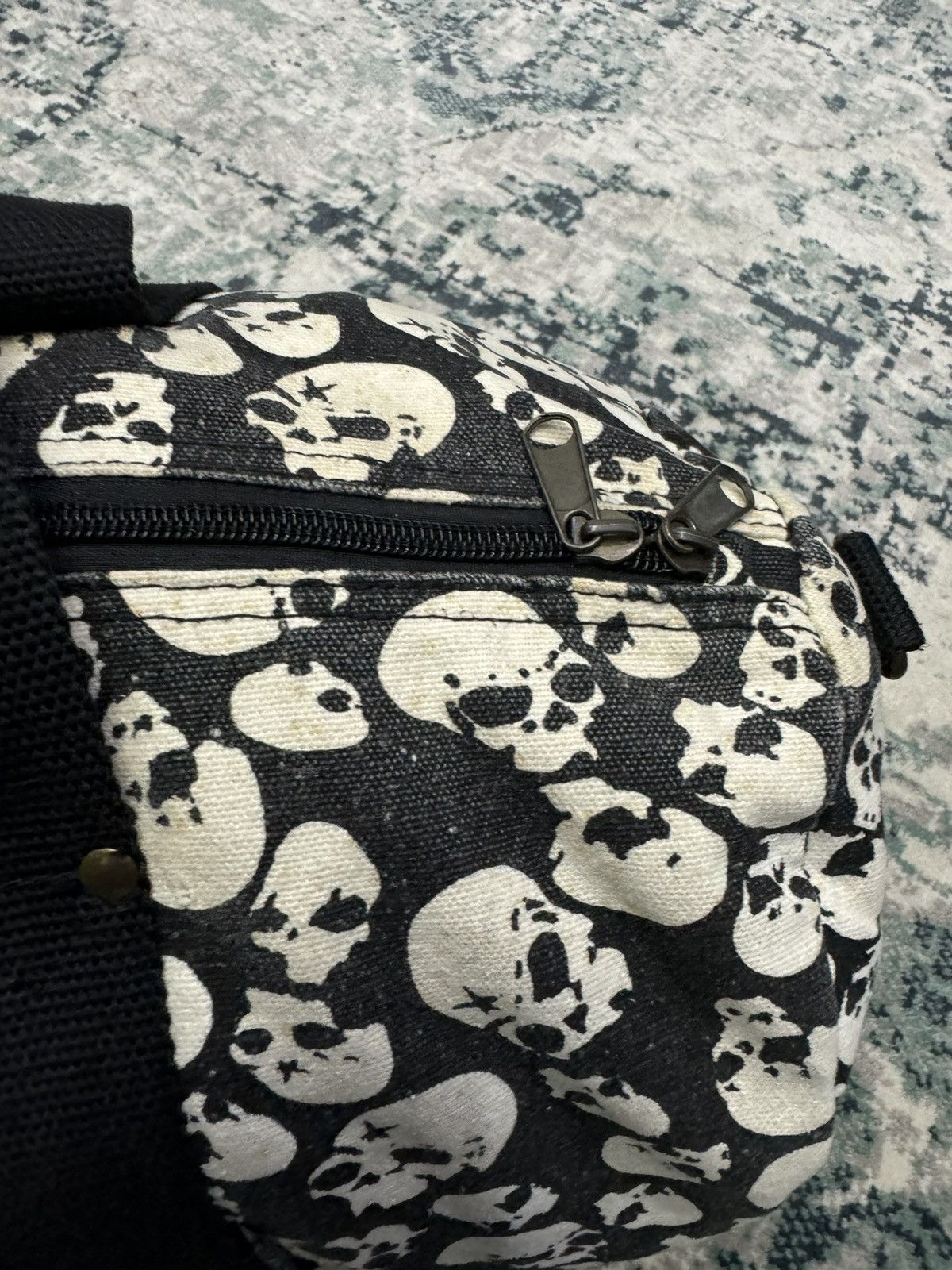 Japanese Brand FABRIC CONNECTION SKULLS FULLPRINT DUFFLE BAG Size ONE SIZE - 5 Thumbnail