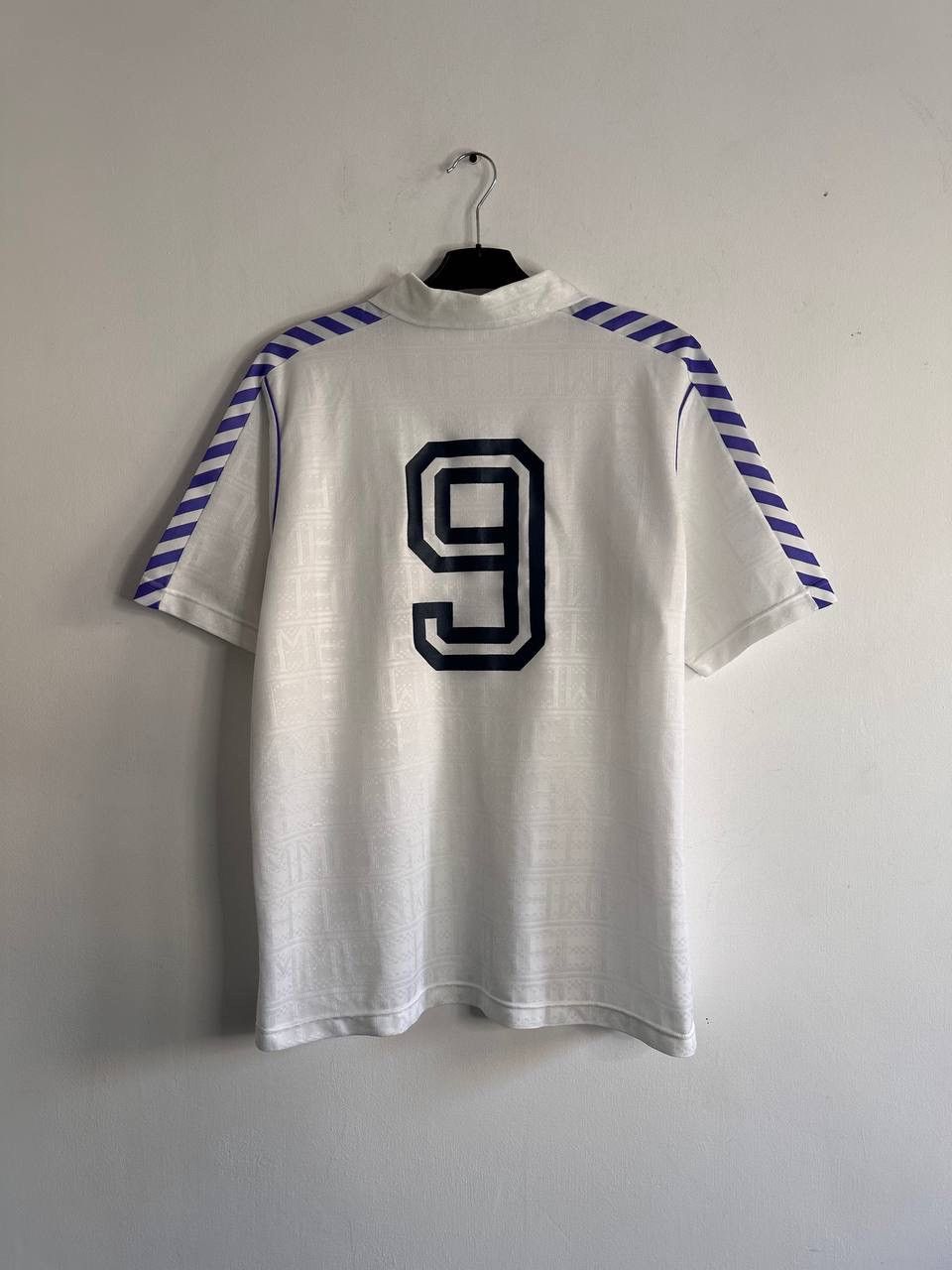 Hummel Real Madrid Hummel Parmalat #9 Santillana Jersey 1989-90 XL Size US XL / EU 56 / 4 - 3 Thumbnail