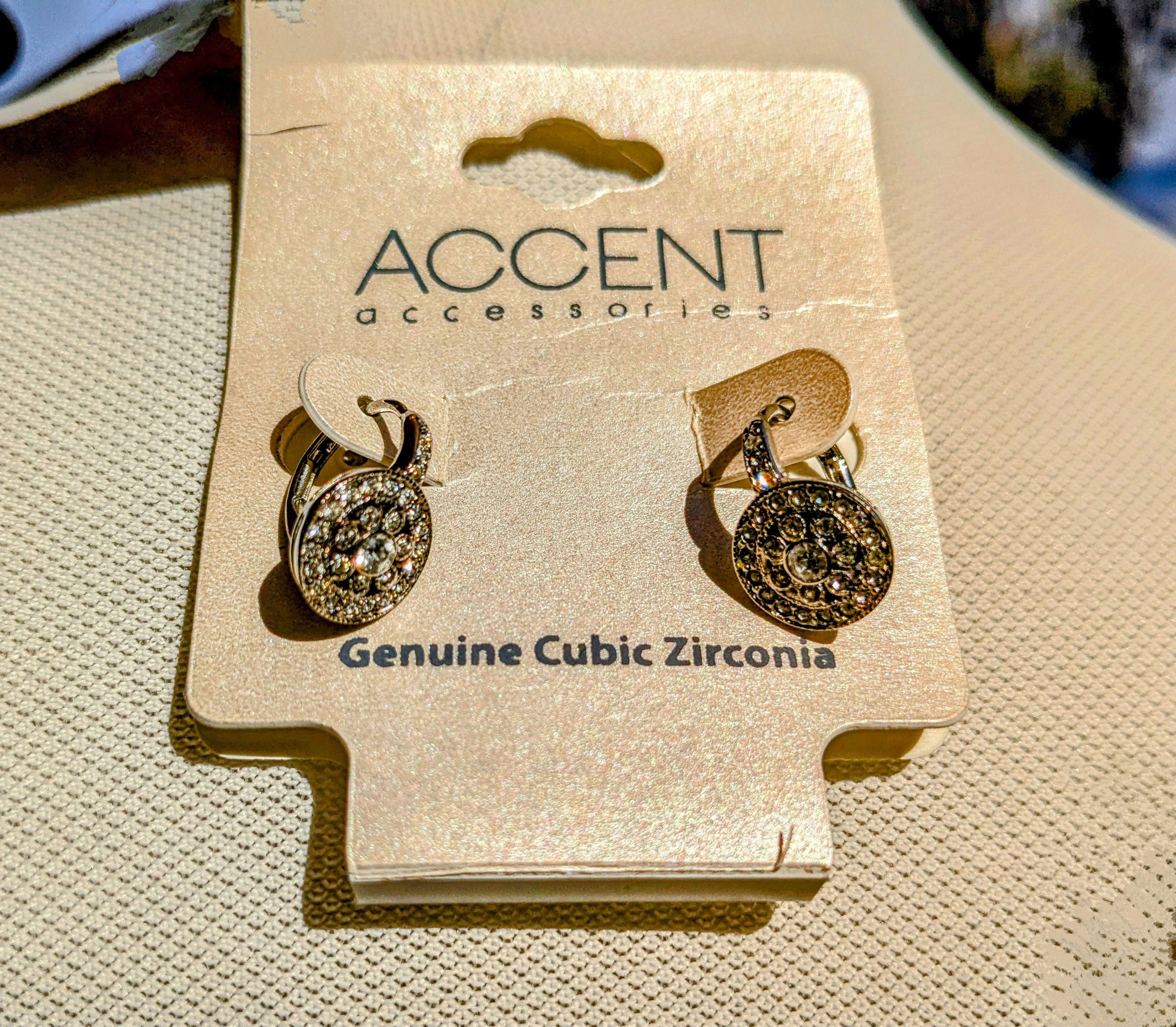 Designer Circle Flower Cubic Zirconia Leverback Dangle Drop Earrings Size ONE SIZE - 2 Thumbnail