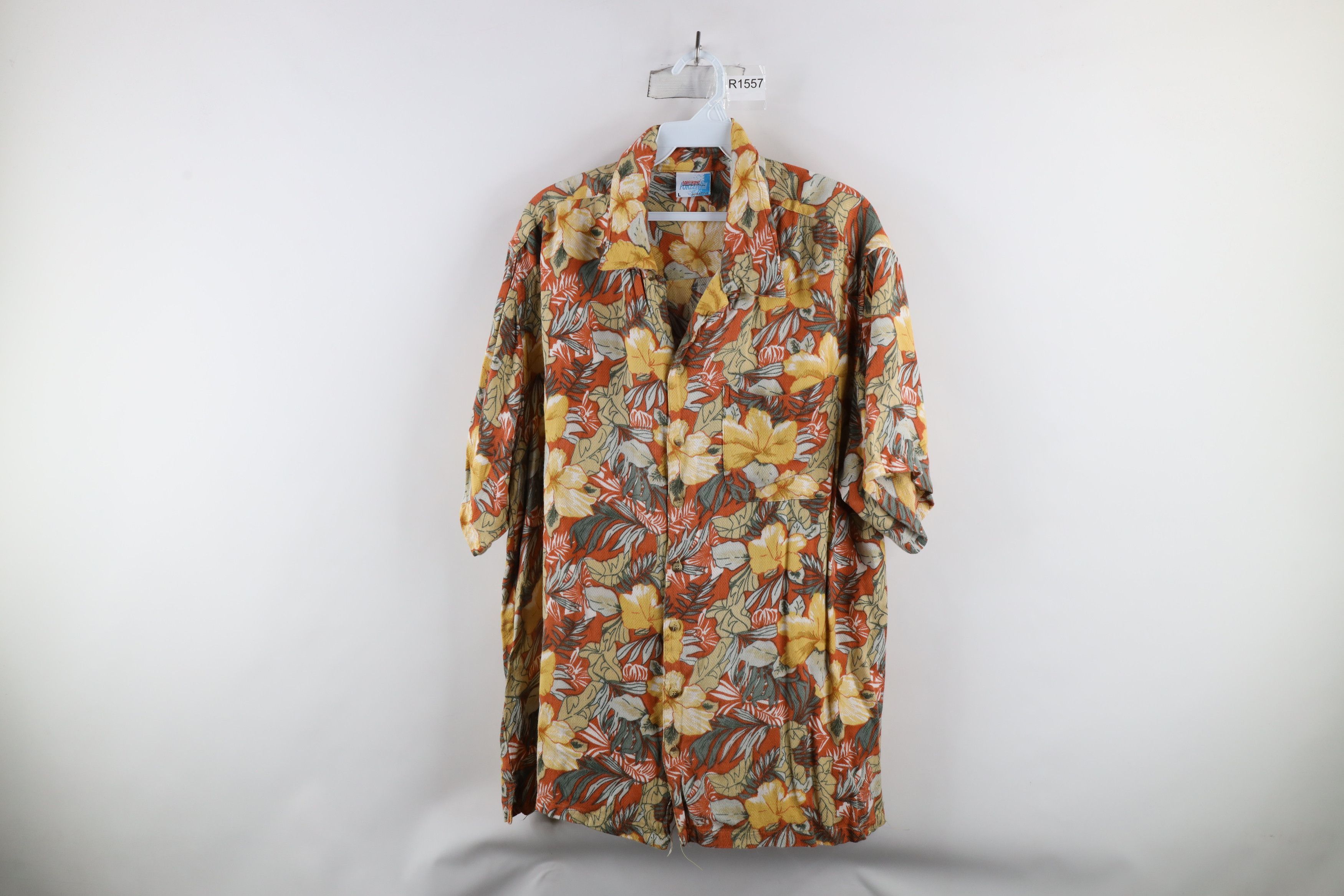 Vintage Vintage 90s Streetwear Hawaiian Camp Collar Button Shirt Size US L / EU 52-54 / 3 - 1 Thumbnail
