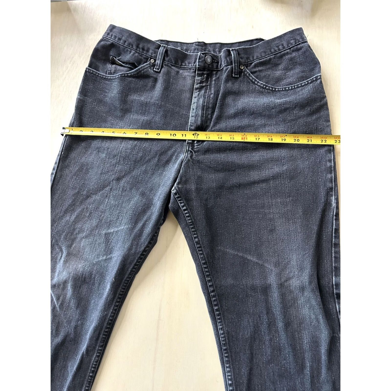 Wrangler Wrangler Jeans Mens Gray Denim Straight Leg Charcoal Wash Casual Pants Size US 40 / EU 56 - 3 Thumbnail